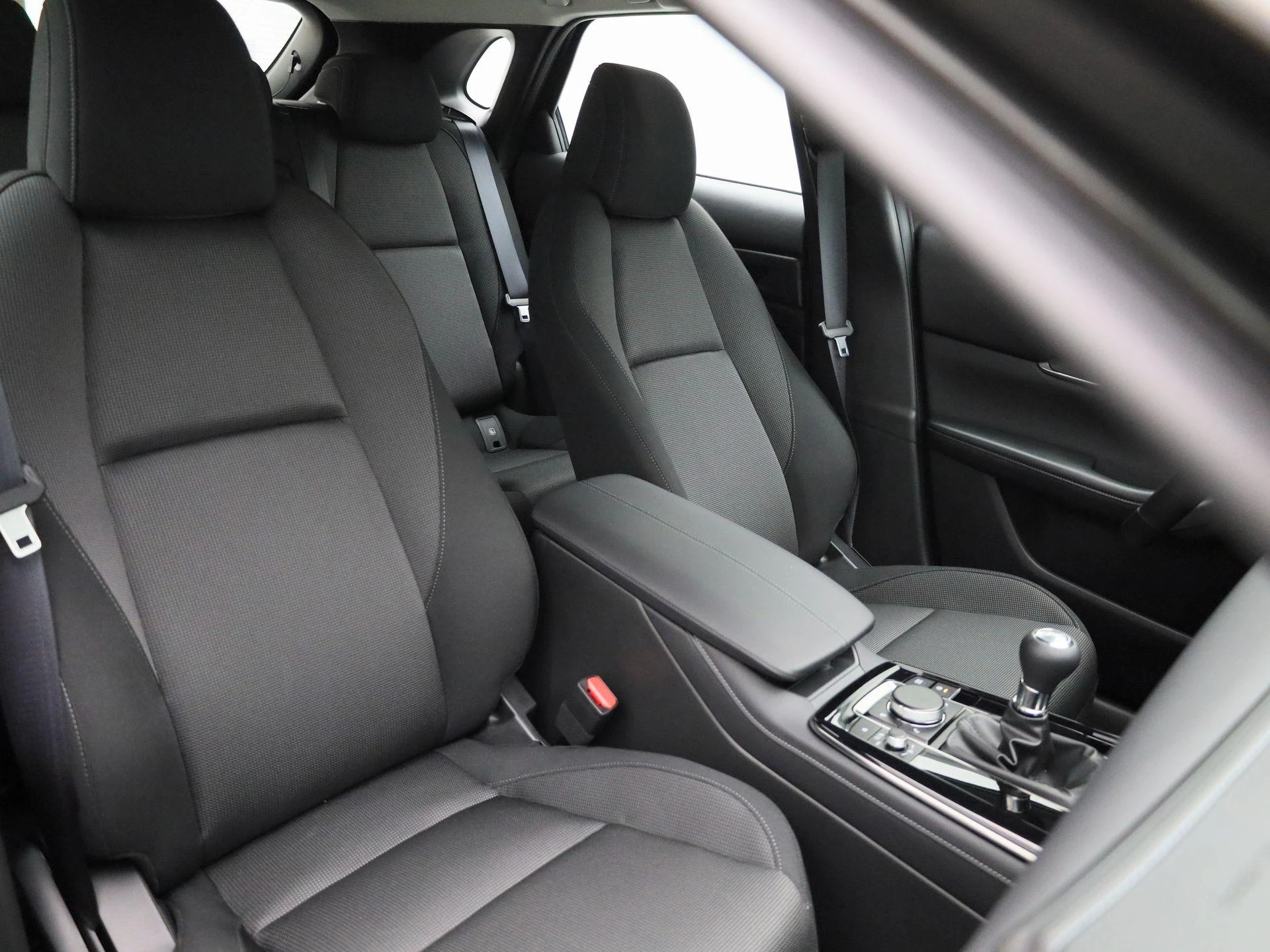 Mazda-CX-30-image-32