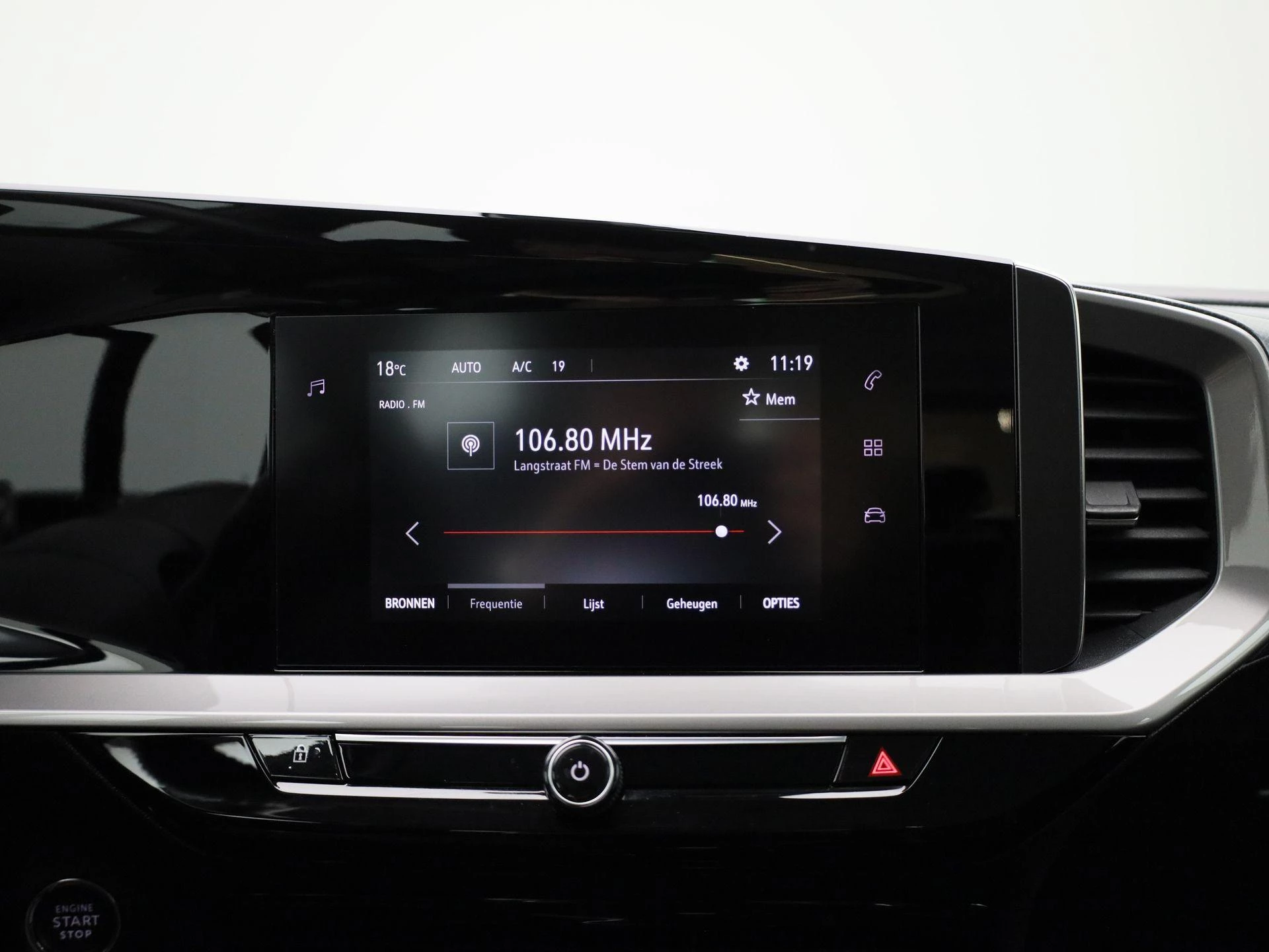 Opel-Mokka-e-image-13