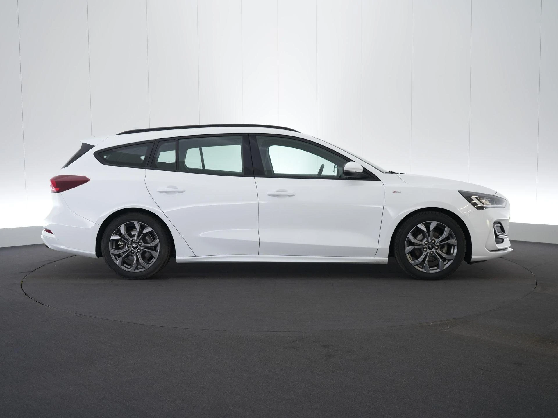 Ford-Focus-image-5