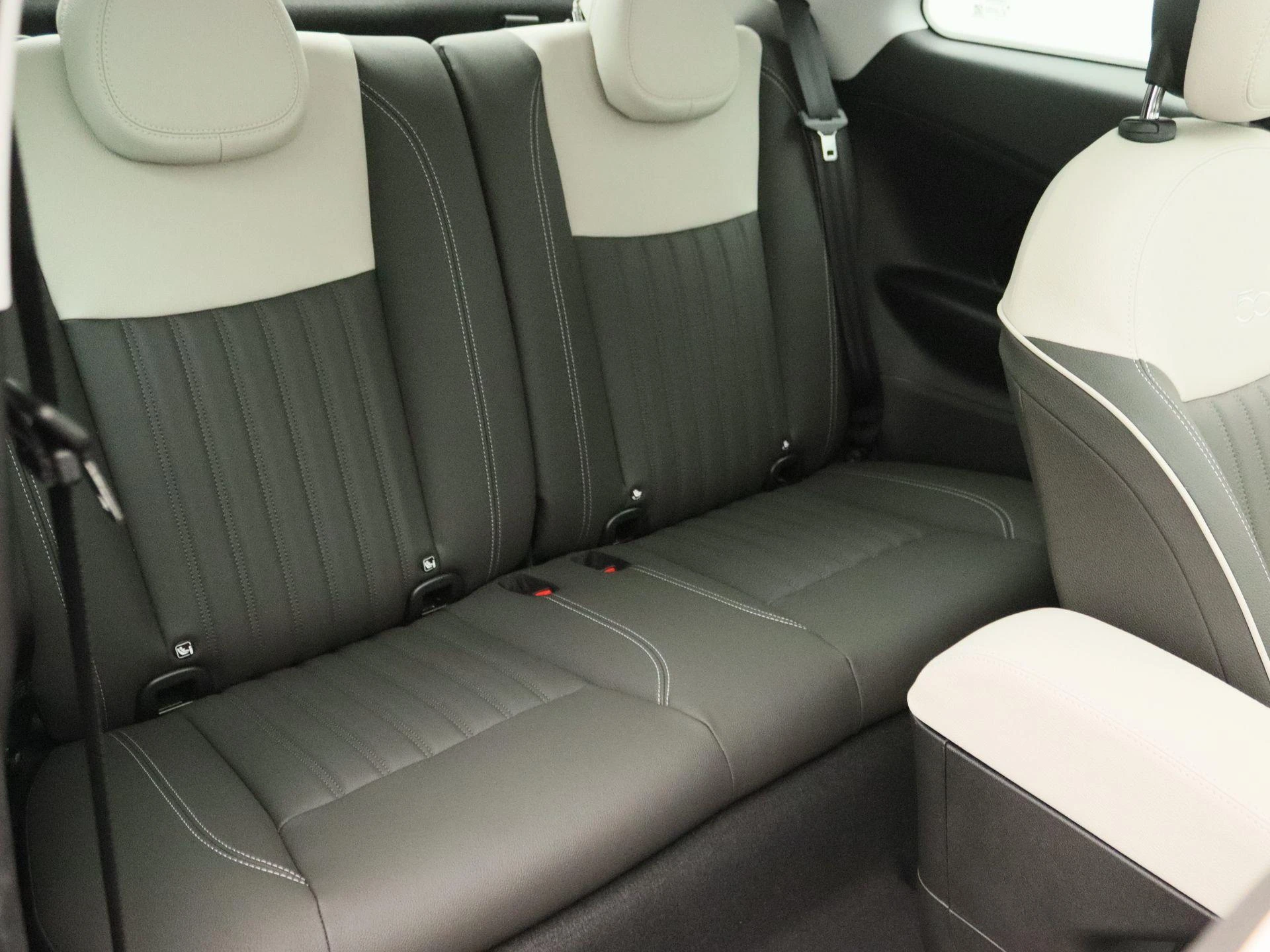 Fiat 500 1.0 Hybrid La Prima