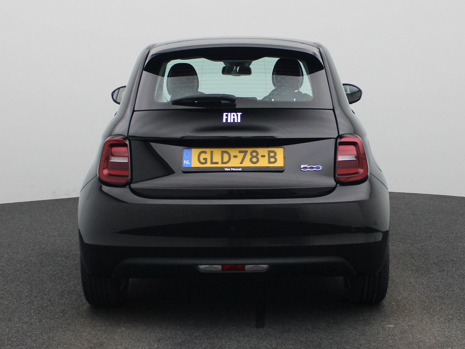 Fiat-500-image-4