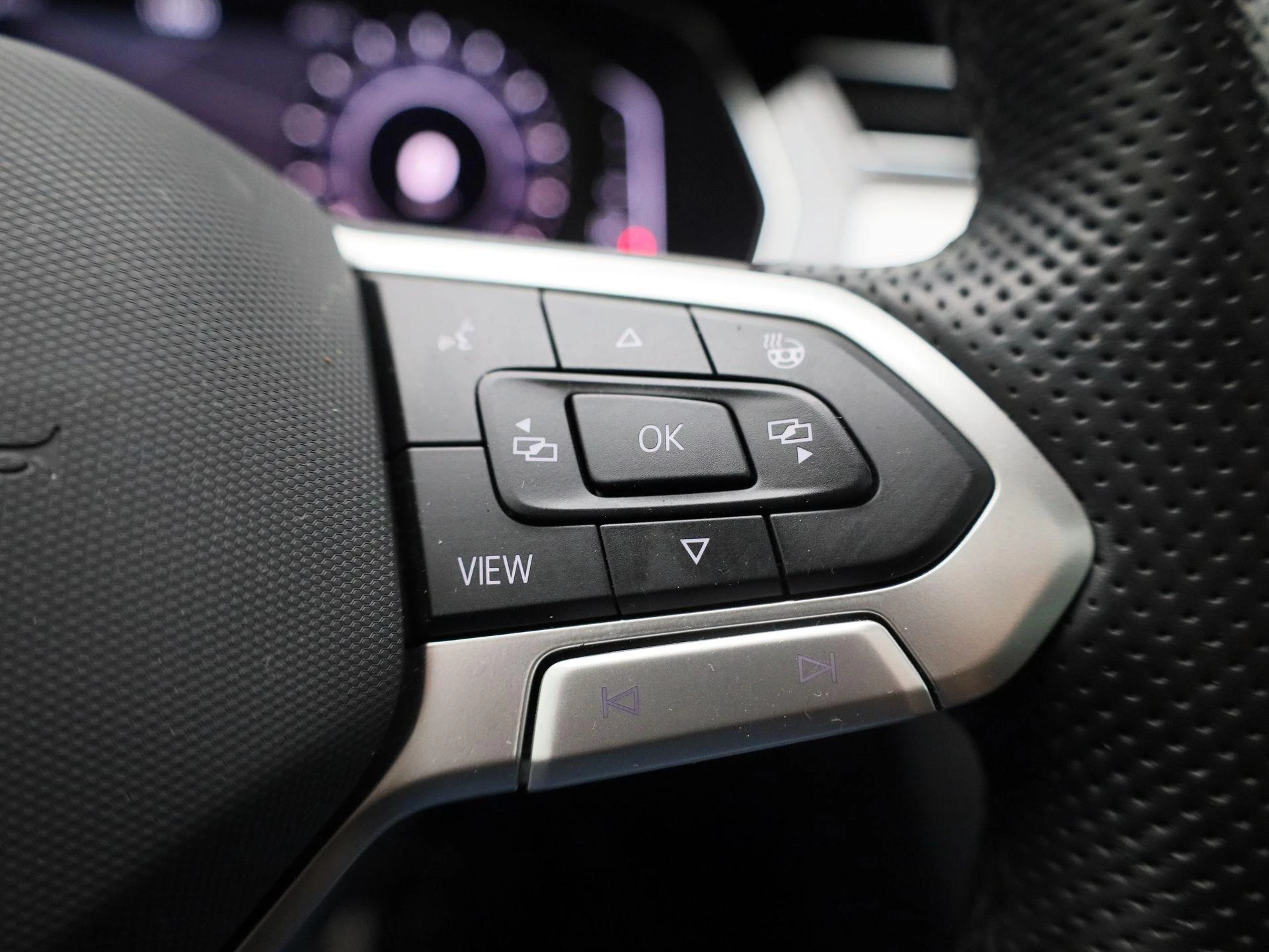 Volkswagen-Passat-image-20
