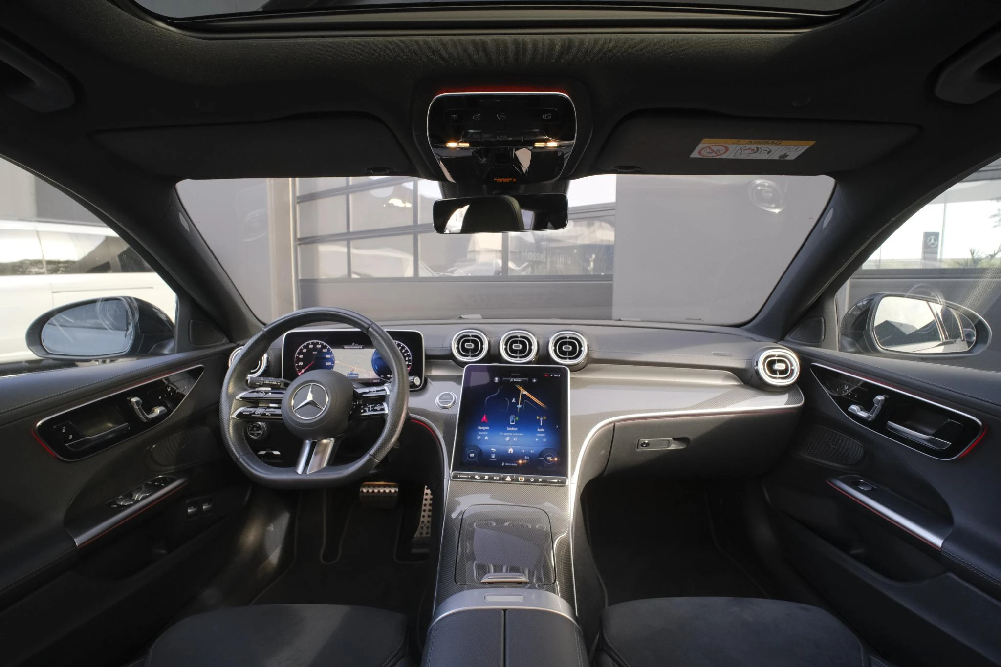 Mercedes-Benz-C-Klasse-image-13