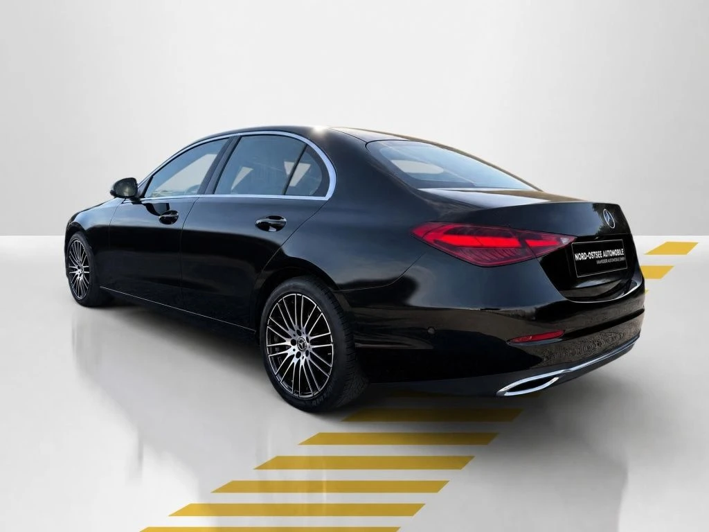 Mercedes-Benz-C-Klasse 200 d-image-12