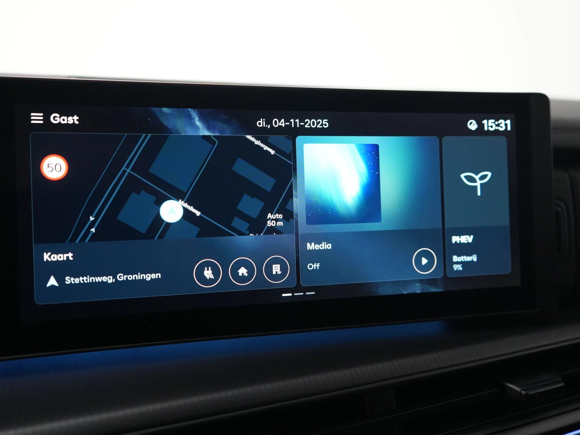 Hyundai-Santa Fe-image-22