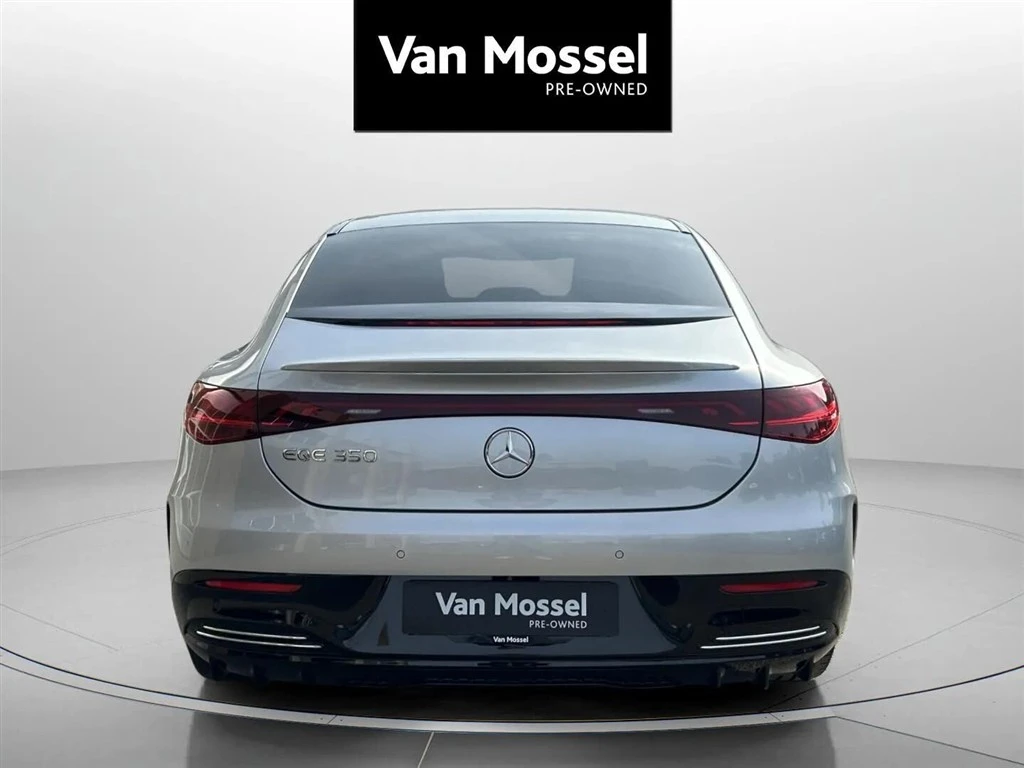 Mercedes-Benz-EQE-image-5