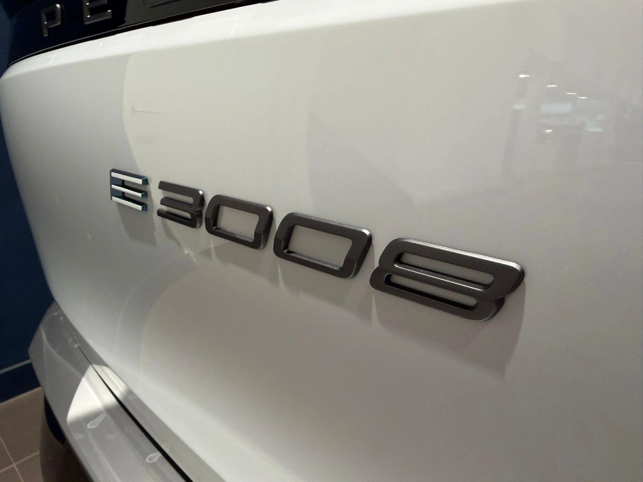 Peugeot-e-3008-image-25