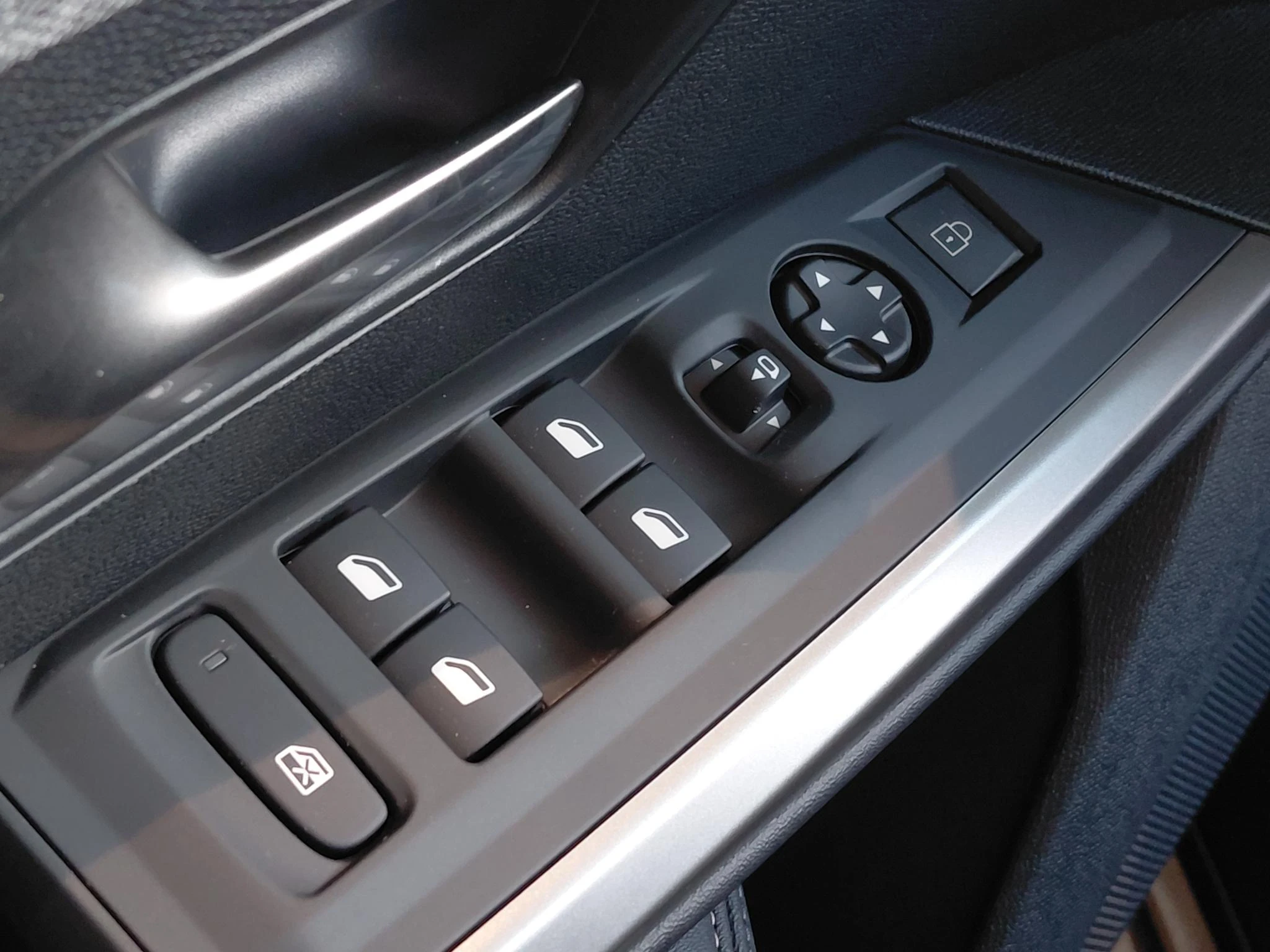 Peugeot-3008-image-7