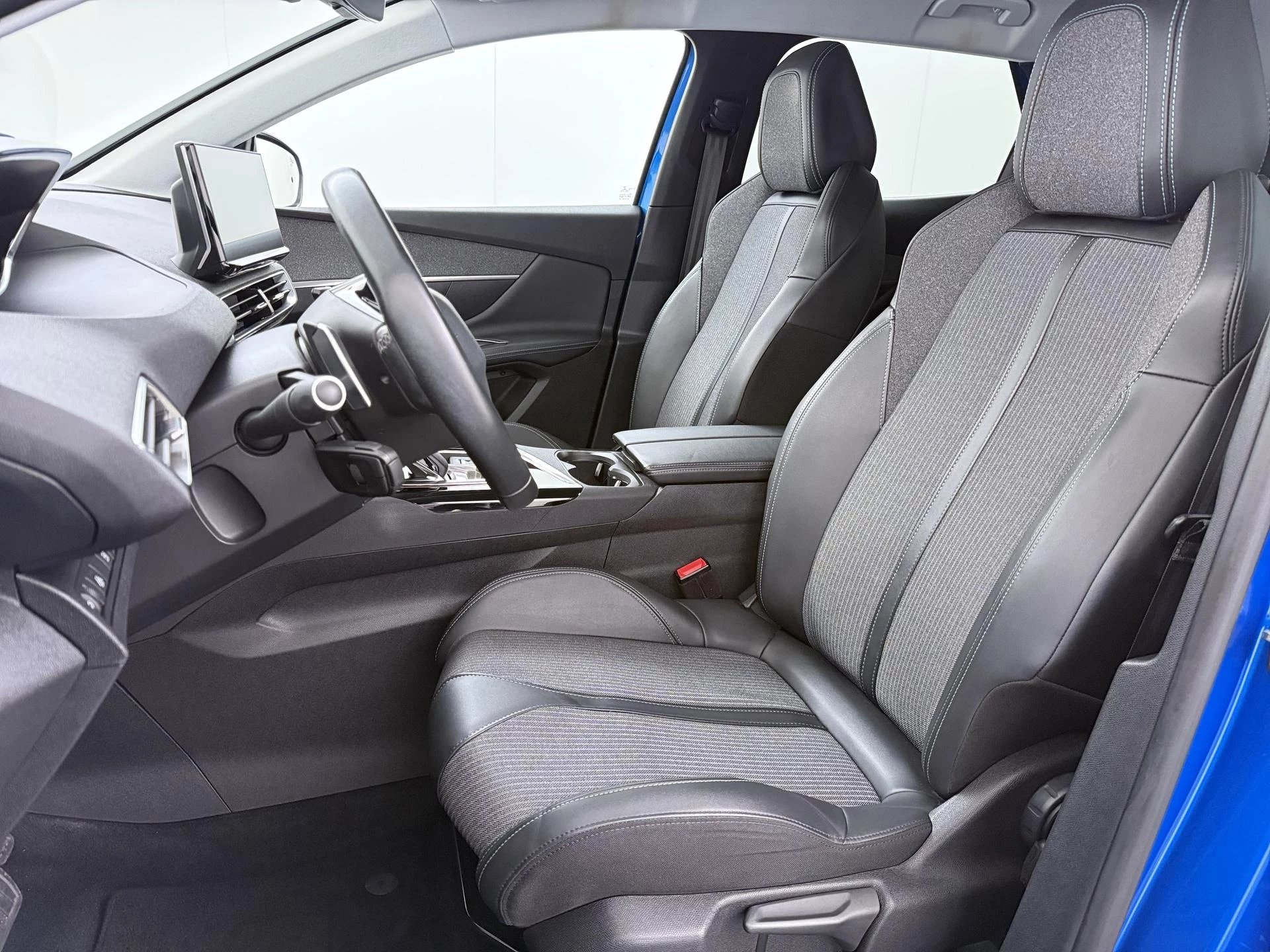 Peugeot 3008 1.6 HYbrid 225 Blue Lease Allure