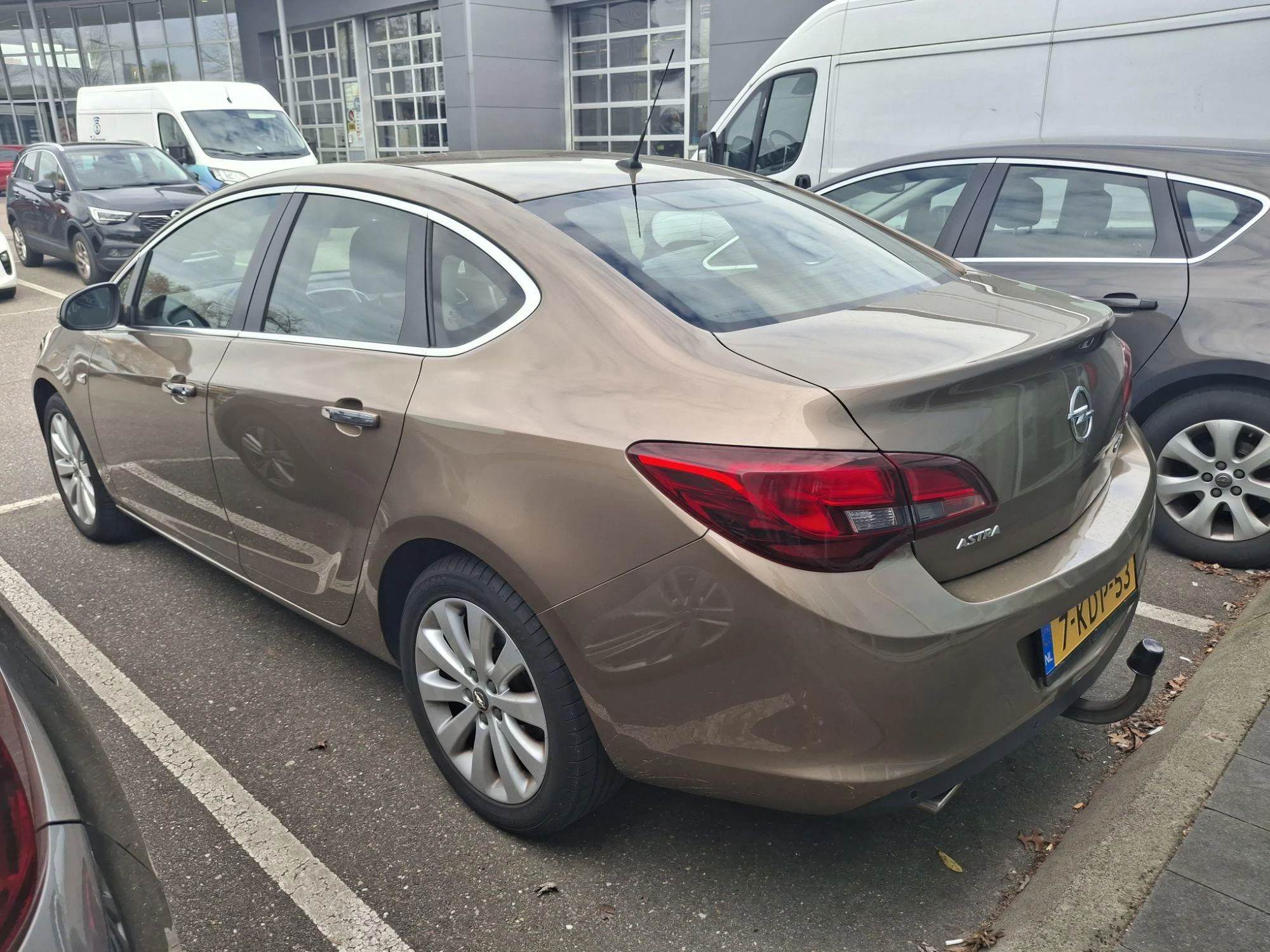 Opel-Astra-image-2