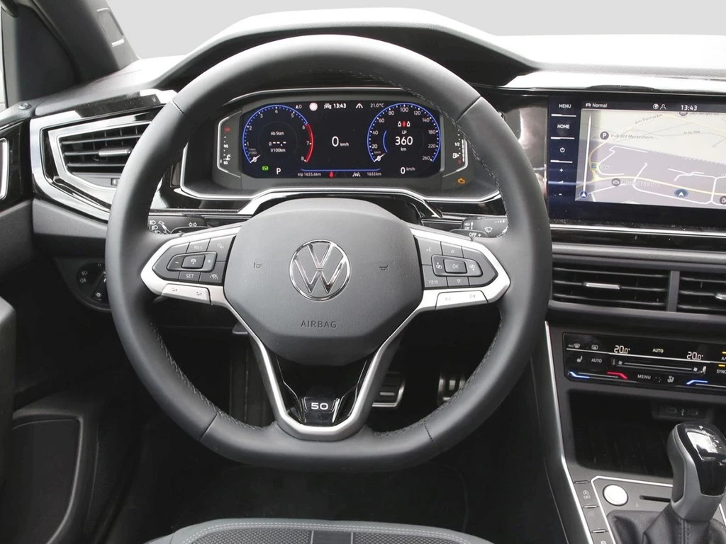 Volkswagen-Polo-image-13