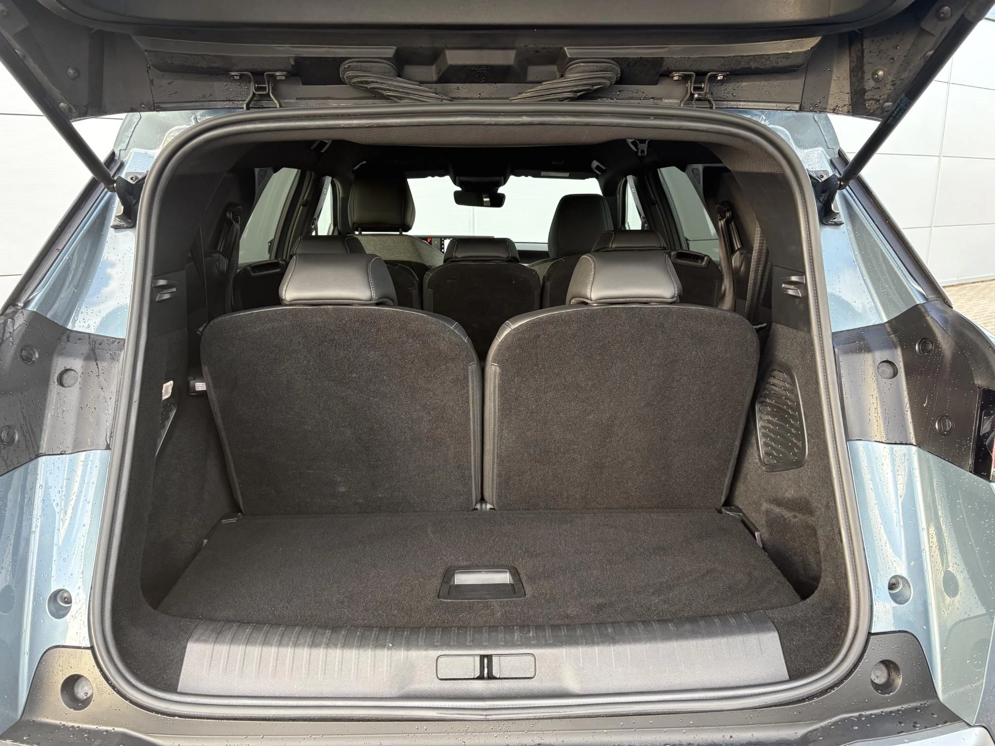 Peugeot-5008-image-16
