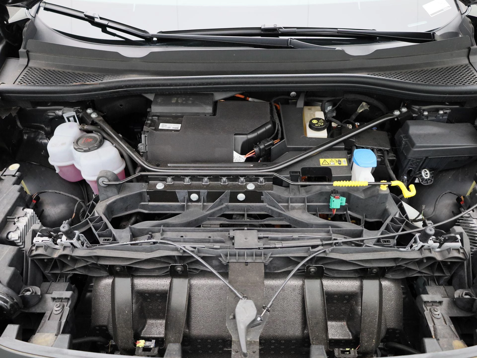 Audi-Q4 e-tron-image-51