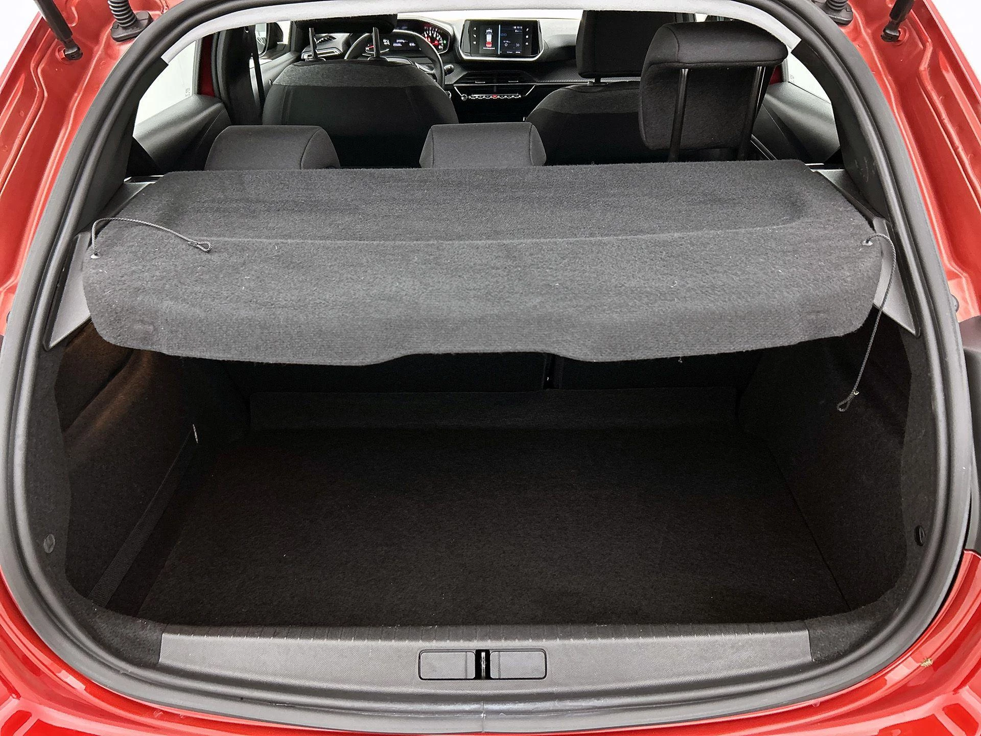 Peugeot-208-image-27