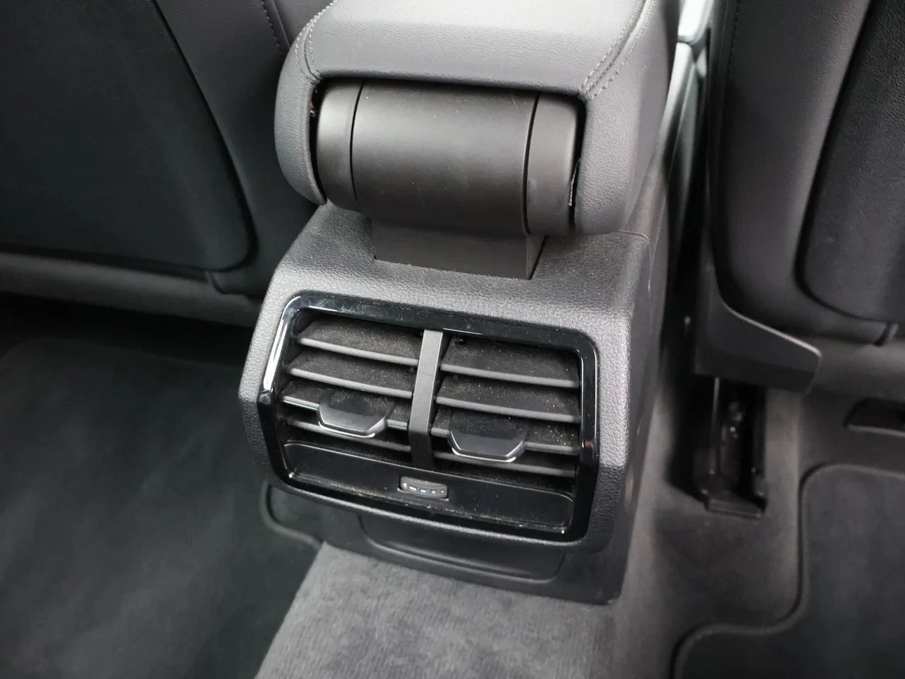 Audi-Q3-image-18