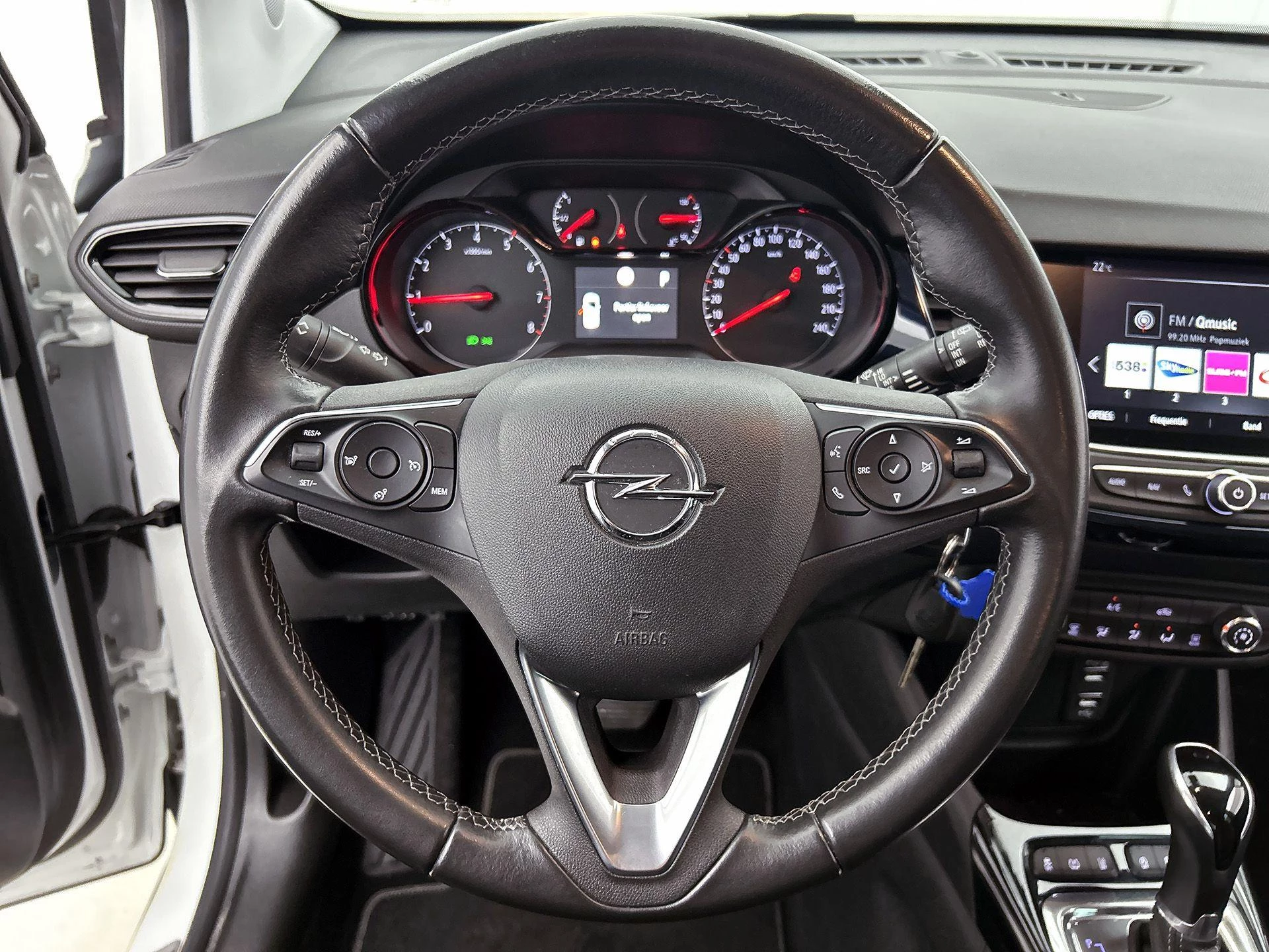 Opel-Crossland X-image-21