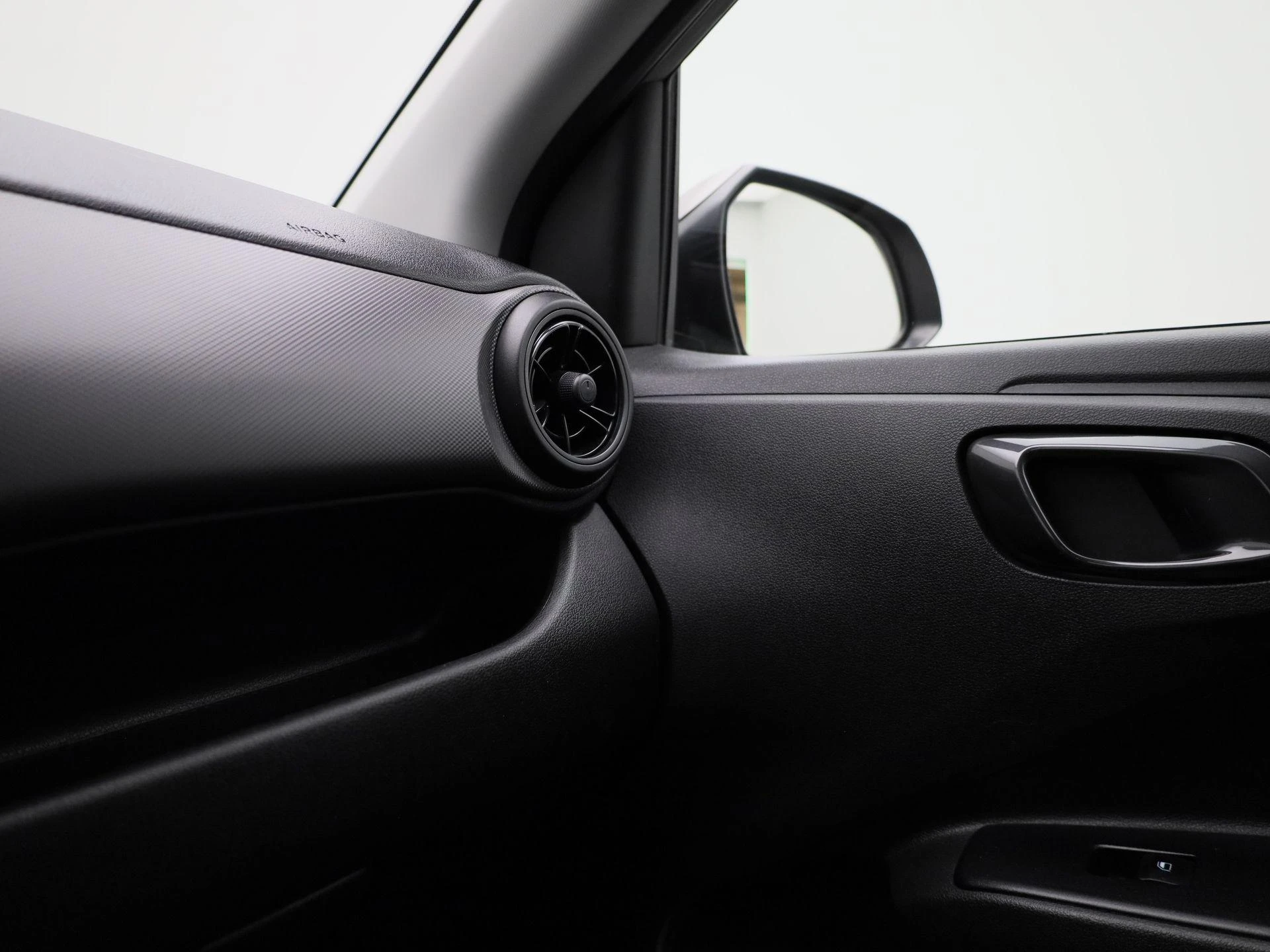 Hyundai-i10-image-24