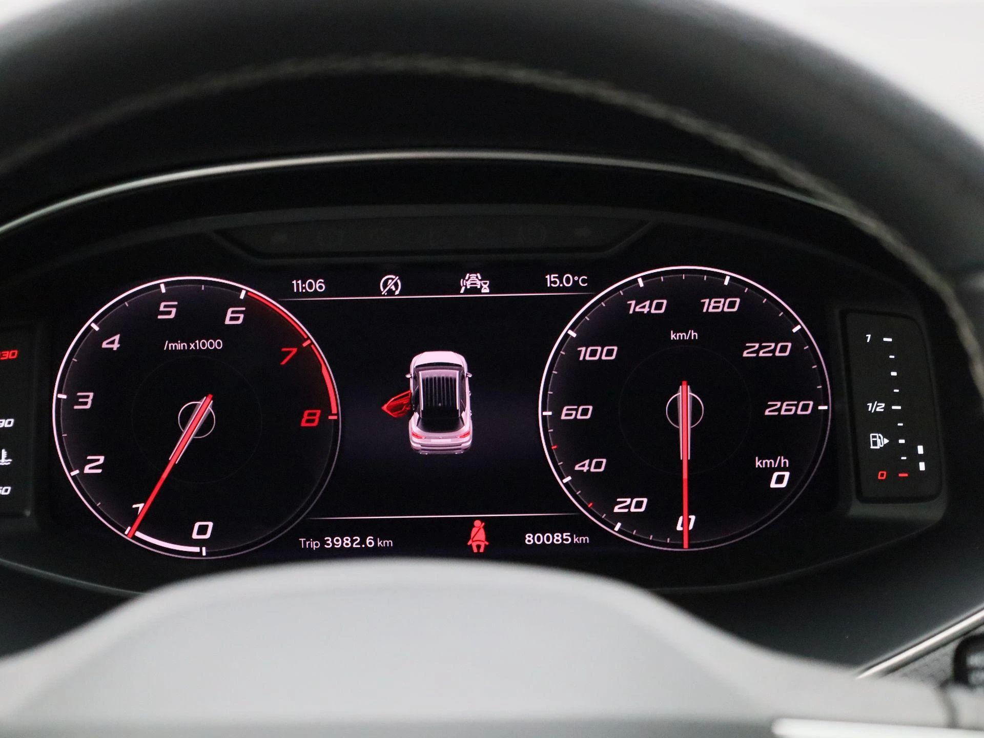 SEAT-Arona-image-7