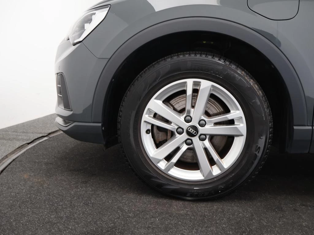 Audi-Q3-image-22