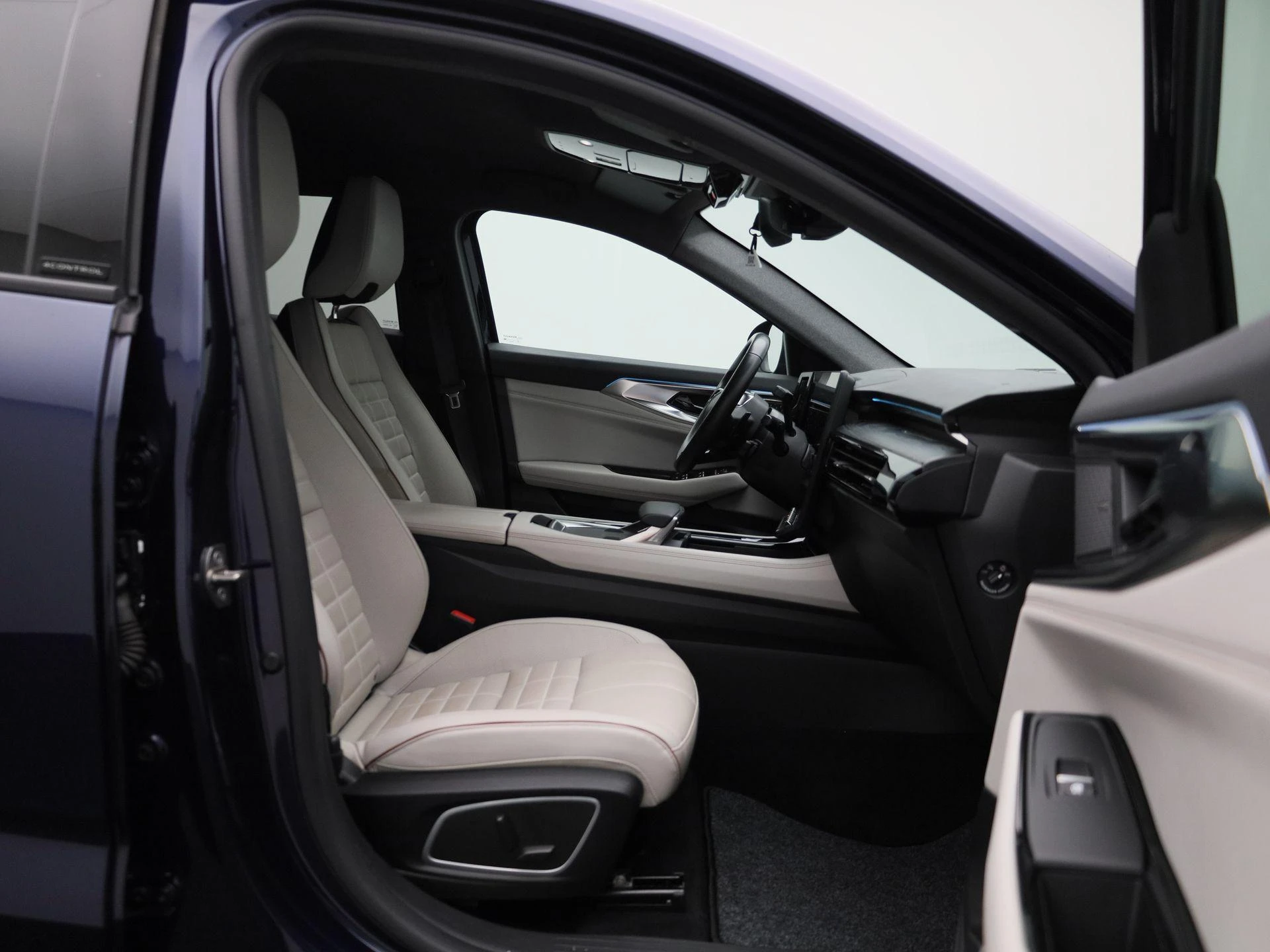 Renault Espace E-Tech full hybrid 200 iconic 5p.