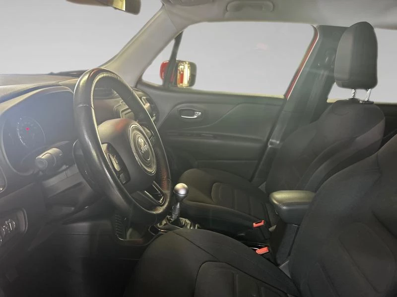 Jeep-Renegade-image-4