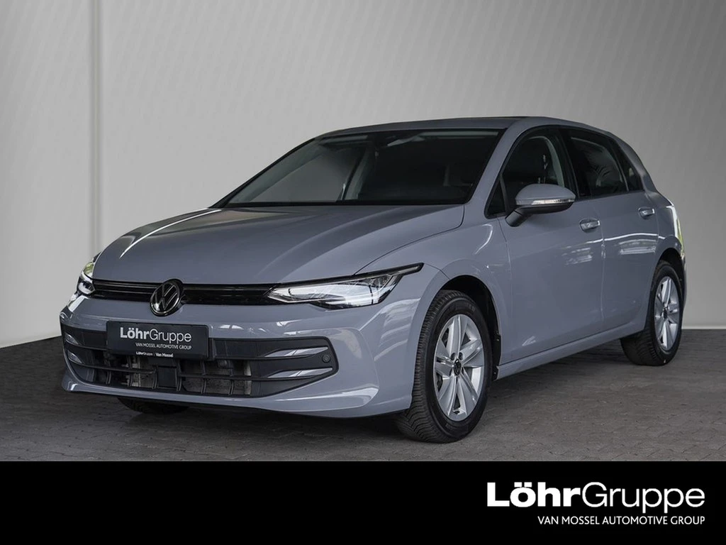 Volkswagen-Golf-image-0