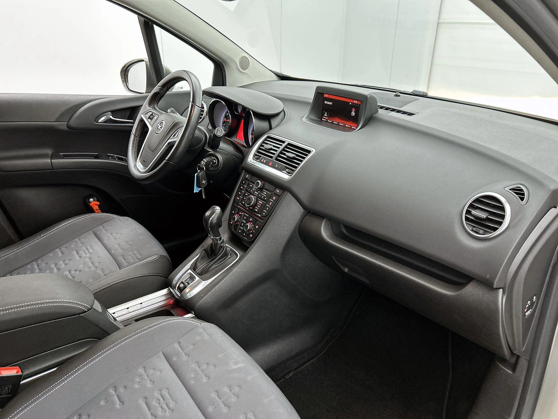 Opel-Meriva-image-20