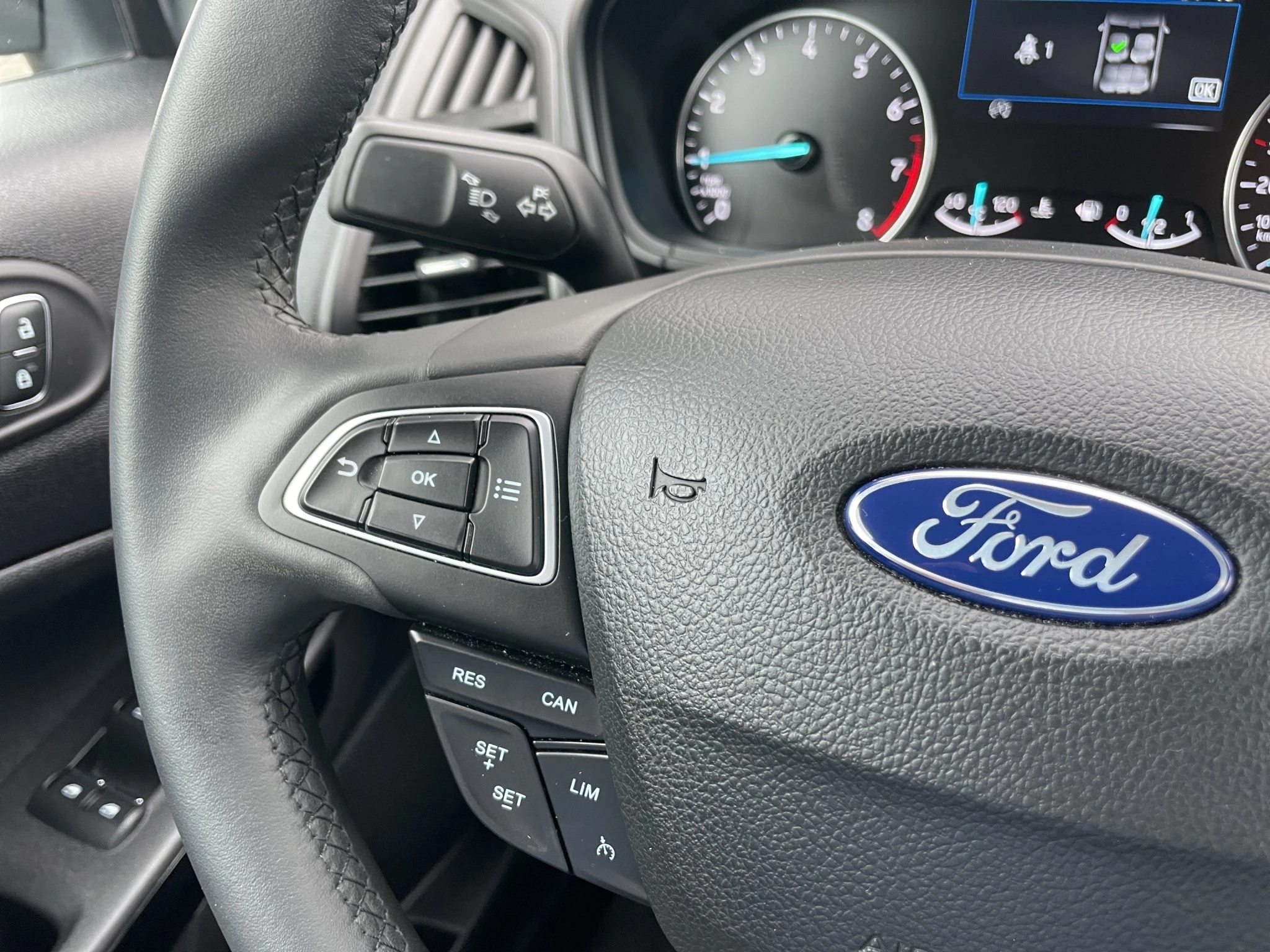 Ford-EcoSport-image-16