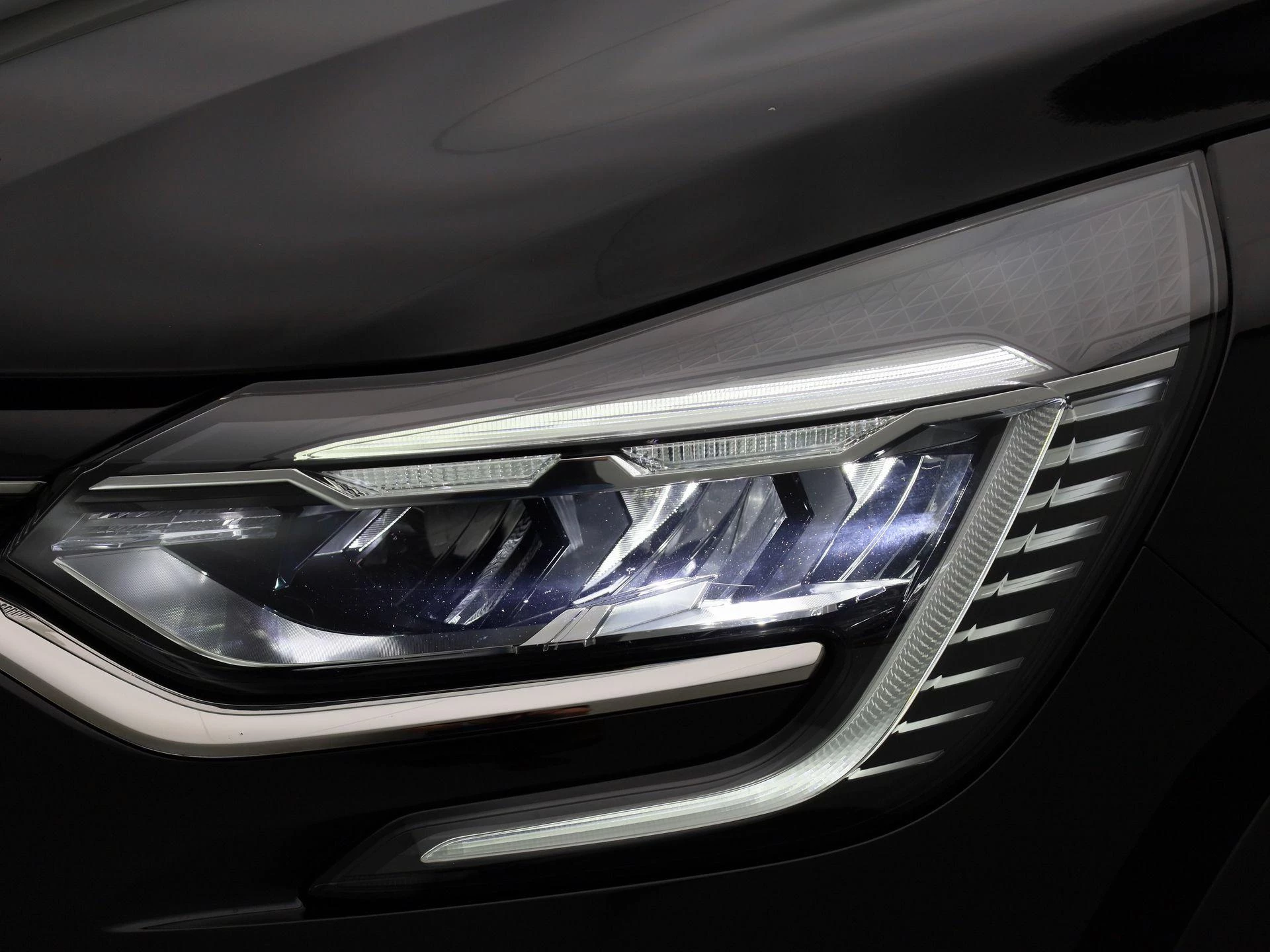Renault-Captur-image-12