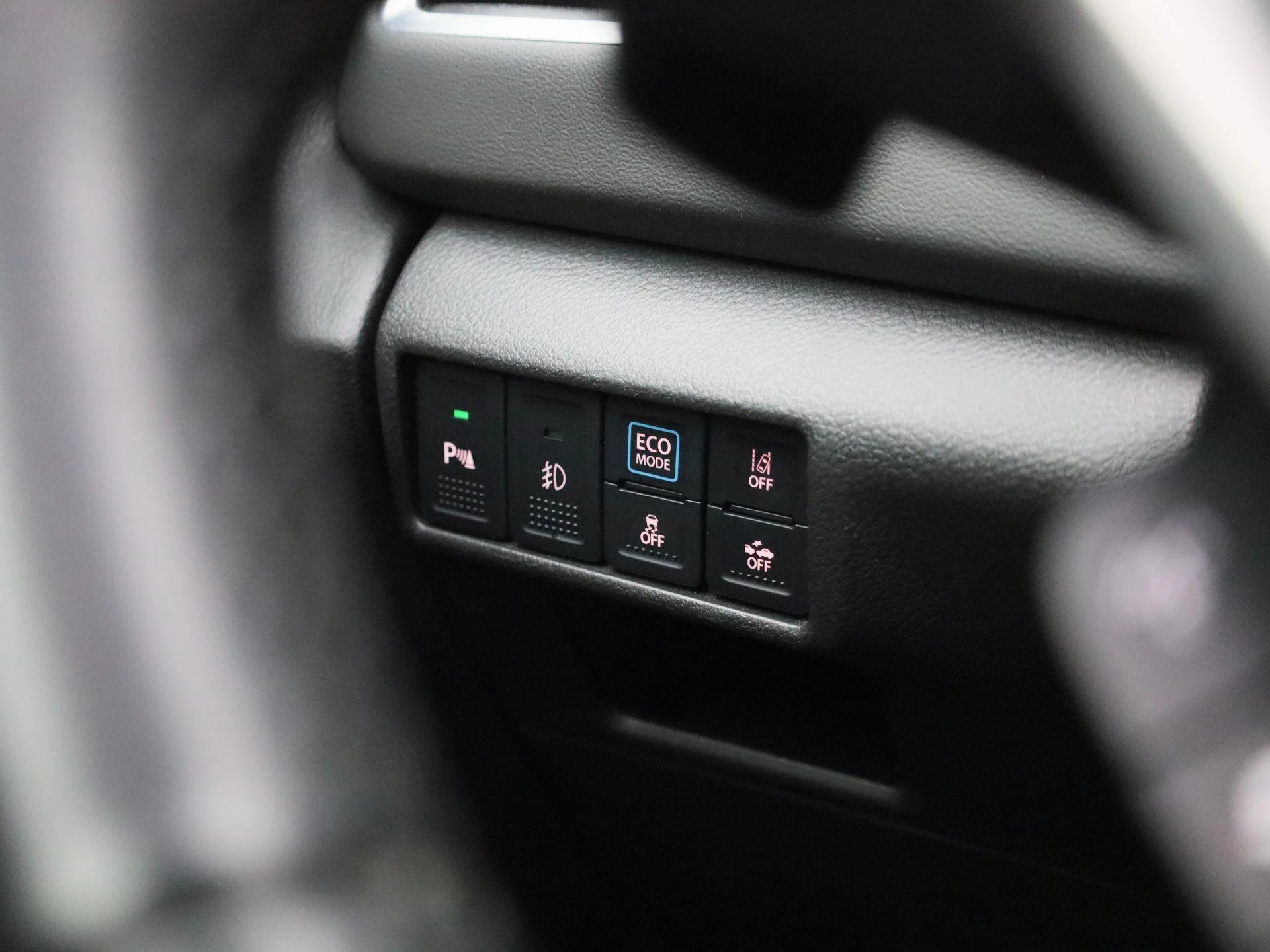 Suzuki-S-Cross-image-24