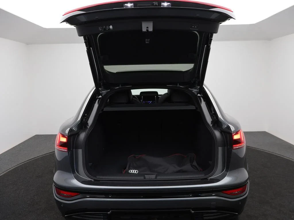 Audi-Q6 e-tron-image-10