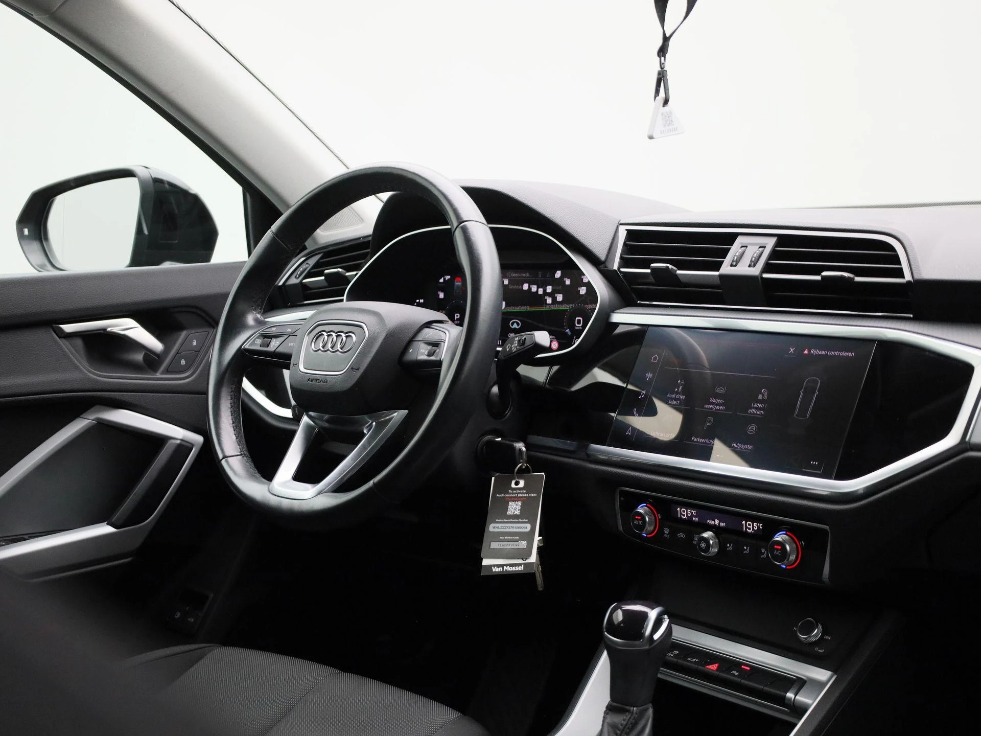 Audi-Q3-image-34