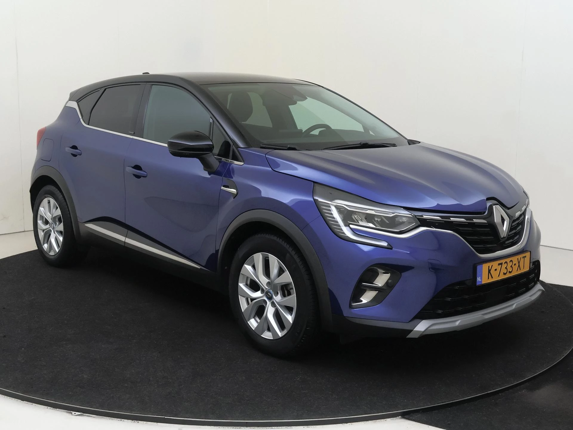 Renault-Captur-image-1