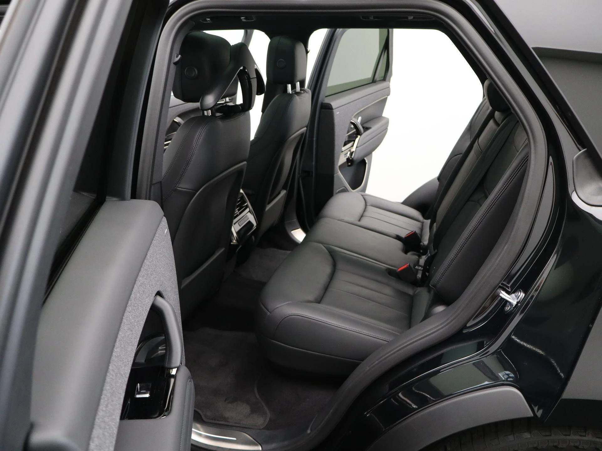 Land Rover-Range Rover Sport-image-11