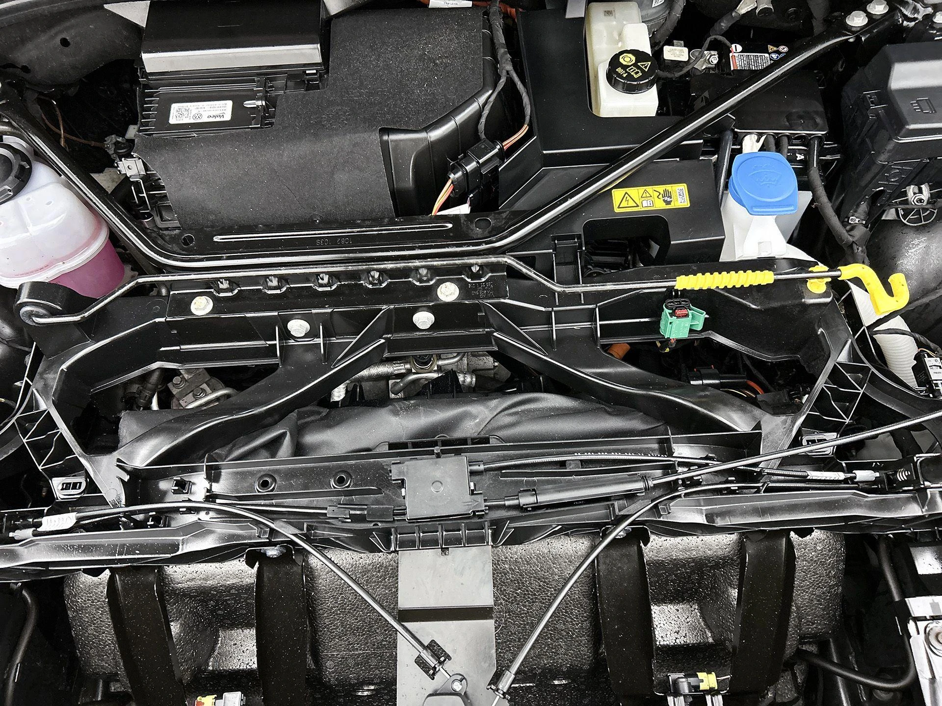 Audi-Q4 e-tron-image-27