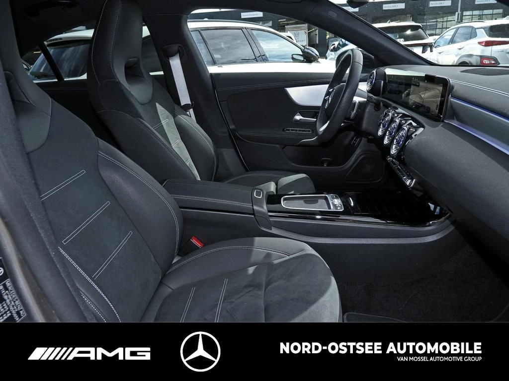 Mercedes-Benz CLA 200 AMG COUPÉ AHK ADV.+ NIGHT MBUX AMG Line