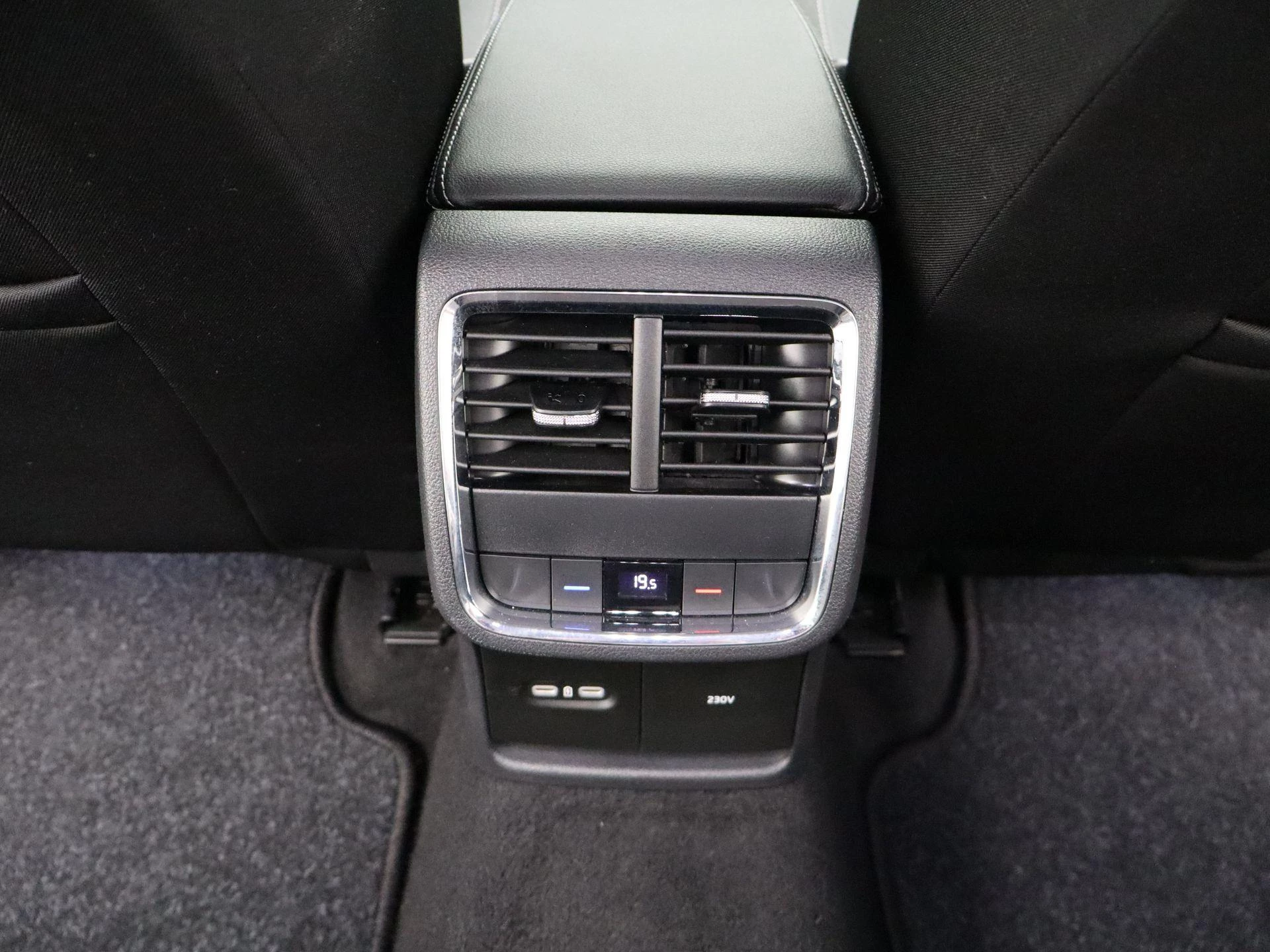Škoda Octavia Combi 1.0 TSI Business Edition Plus