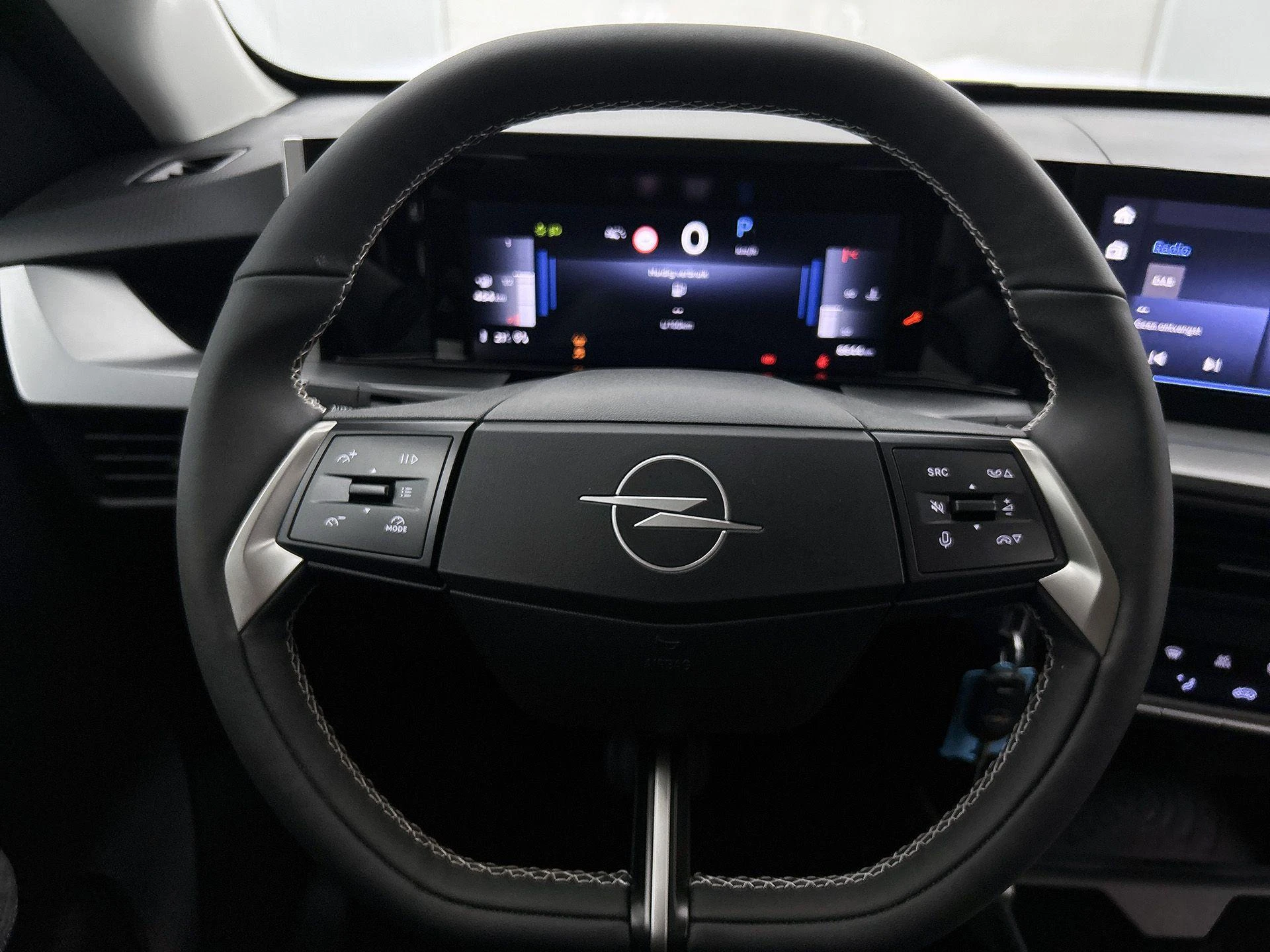 Opel-Frontera-image-29
