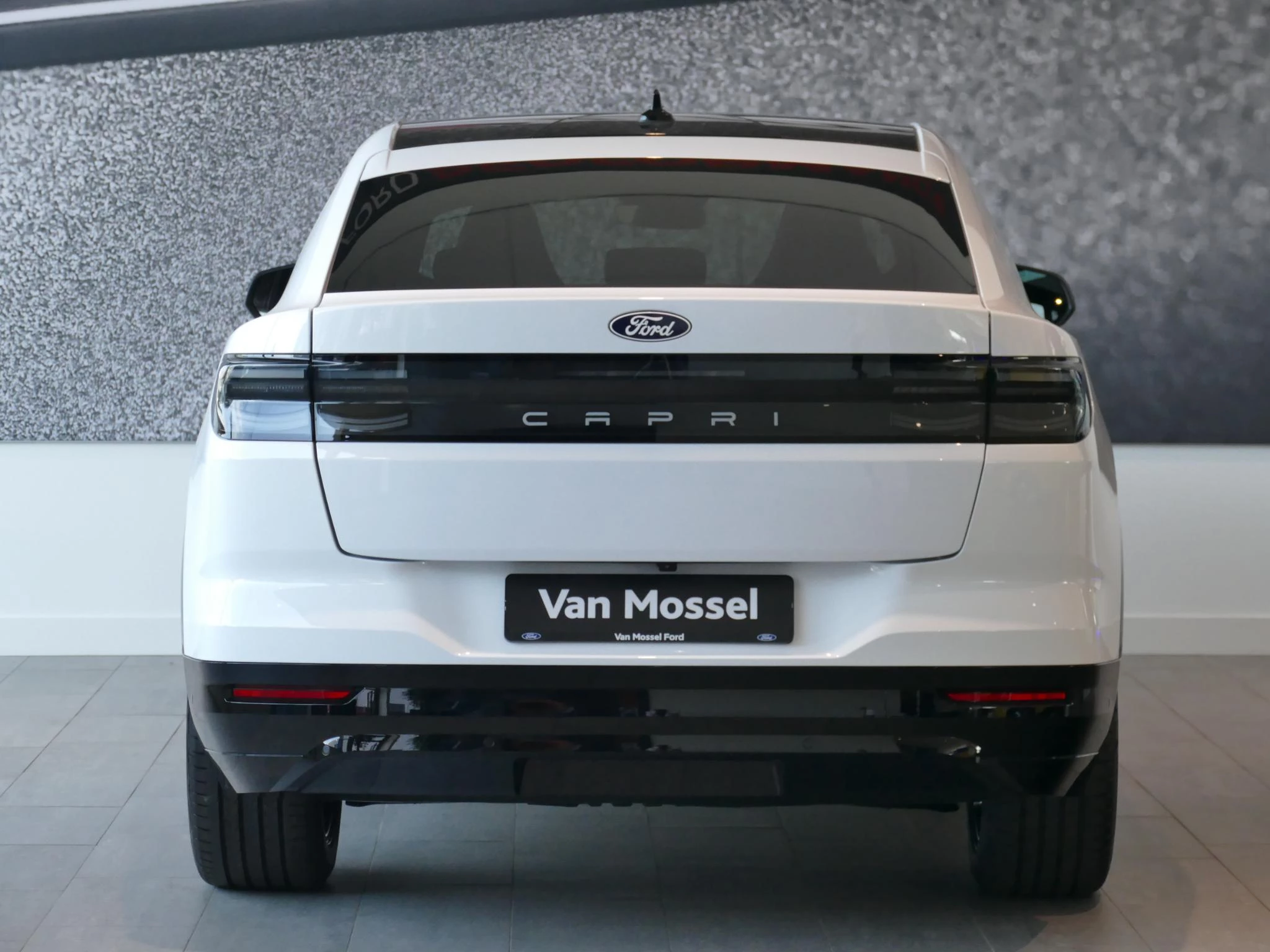 Ford Capri Premium Extended Range RWD 77 kWh