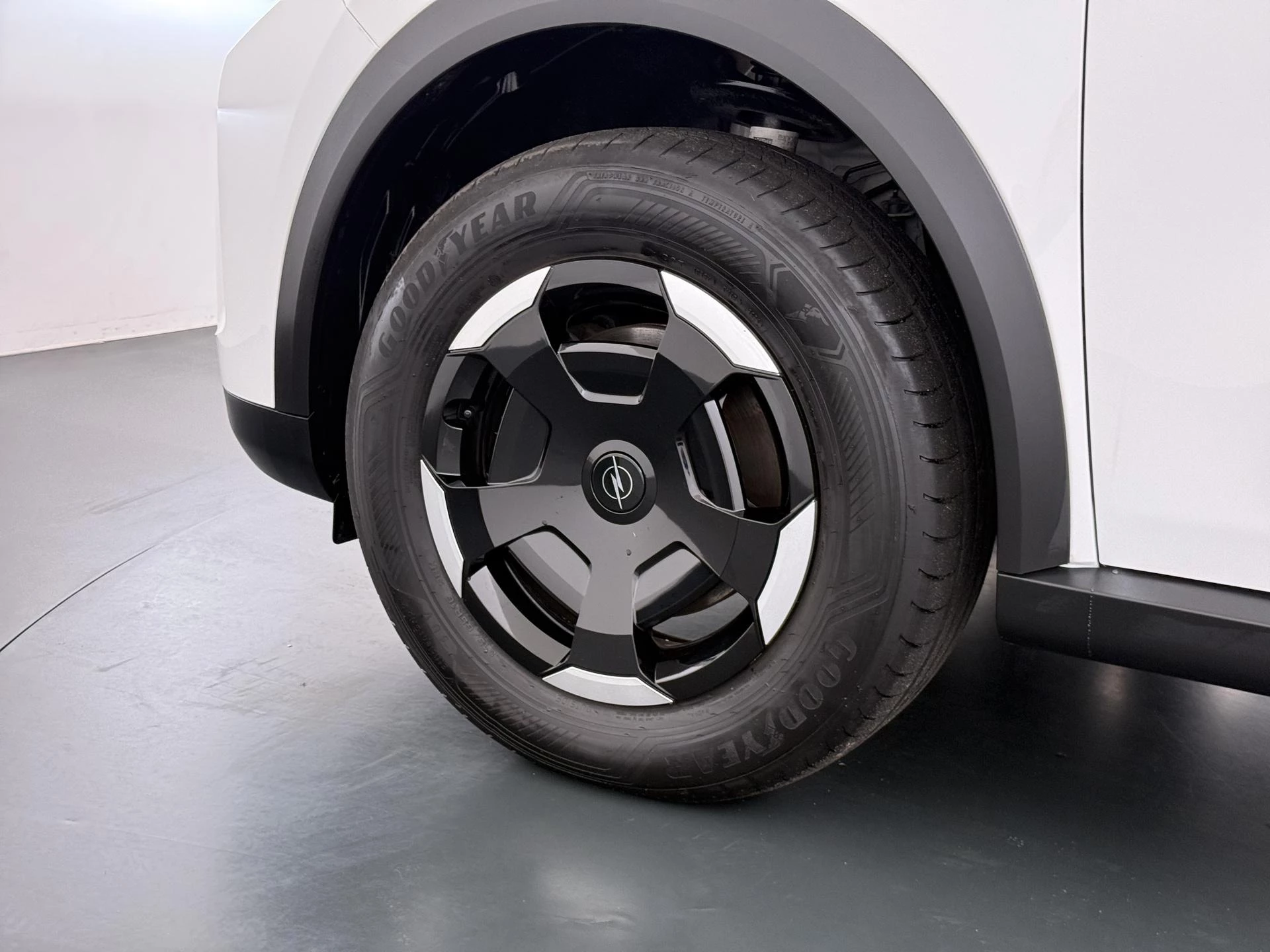 Opel-Frontera-image-10
