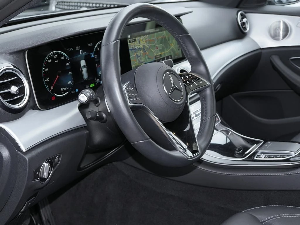 Mercedes-Benz-E-Klasse 450-image-9