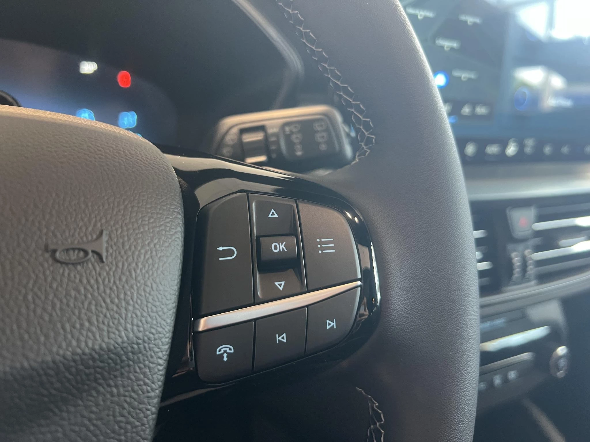 Ford-Kuga-image-14