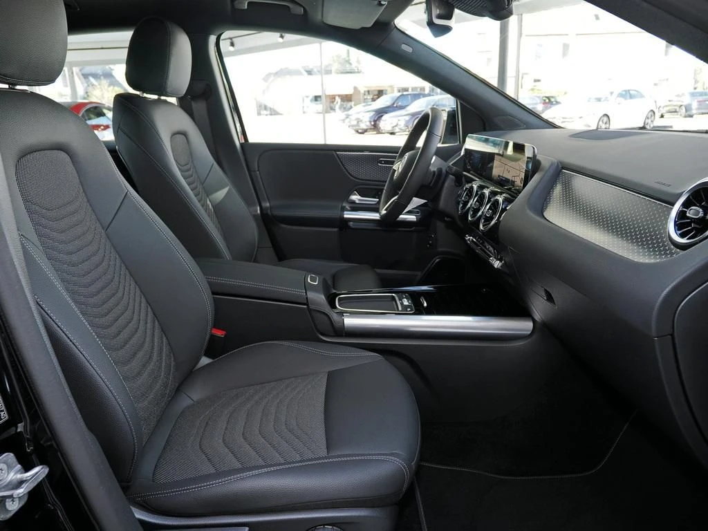 Mercedes-Benz-B-Klasse 180 d-image-9