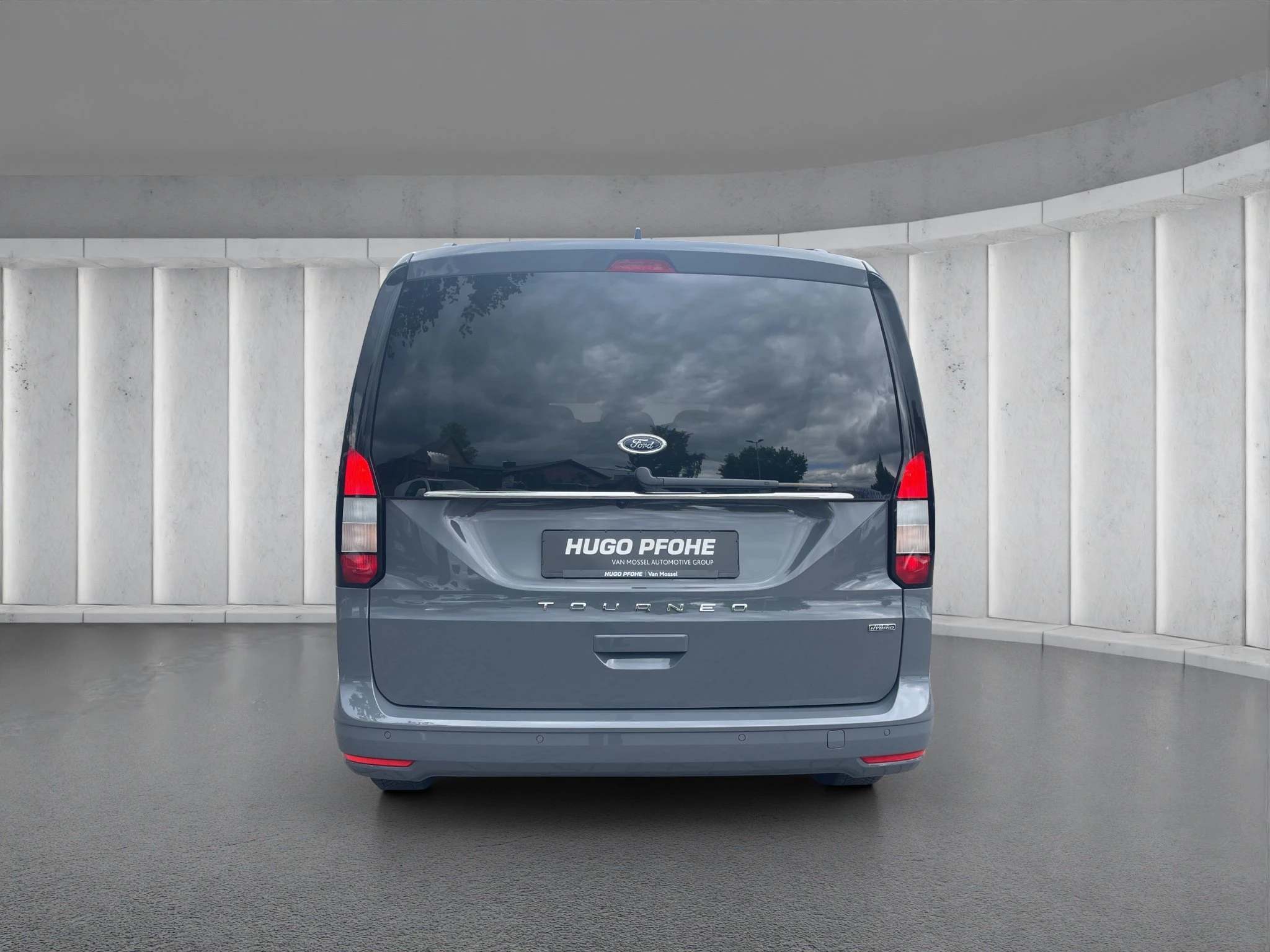 Ford Tourneo Connect Titanium Langer Radstand (L2). Grand 1.5 l EcoBoost PHEV. 6-Gang-Automatikgetriebe.