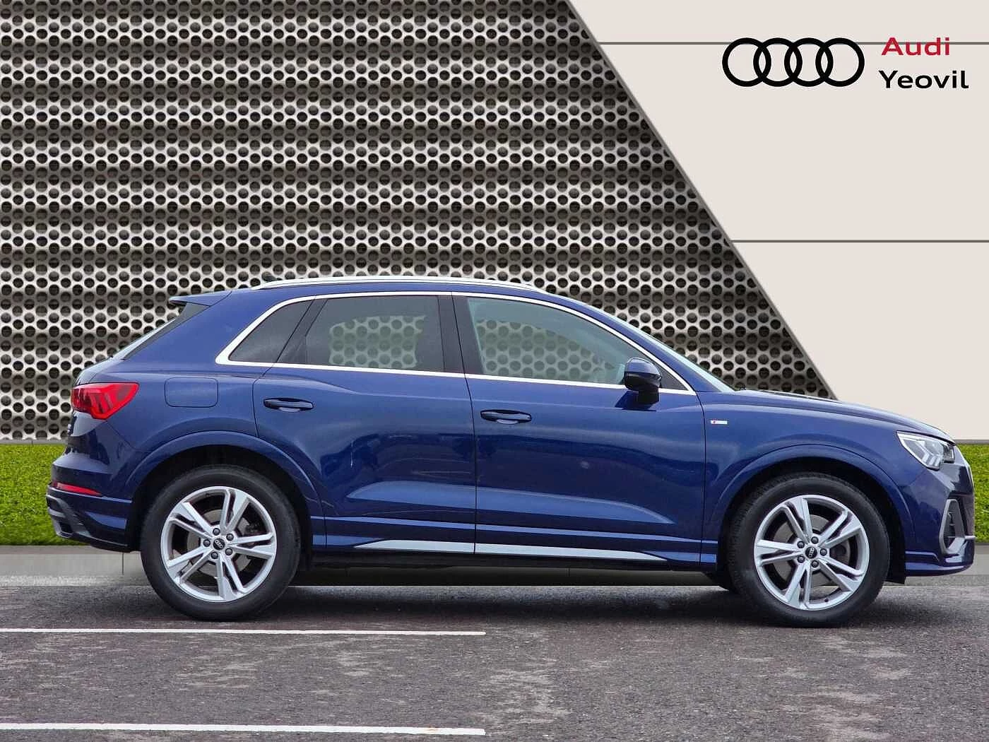 Audi-Q3-image-3