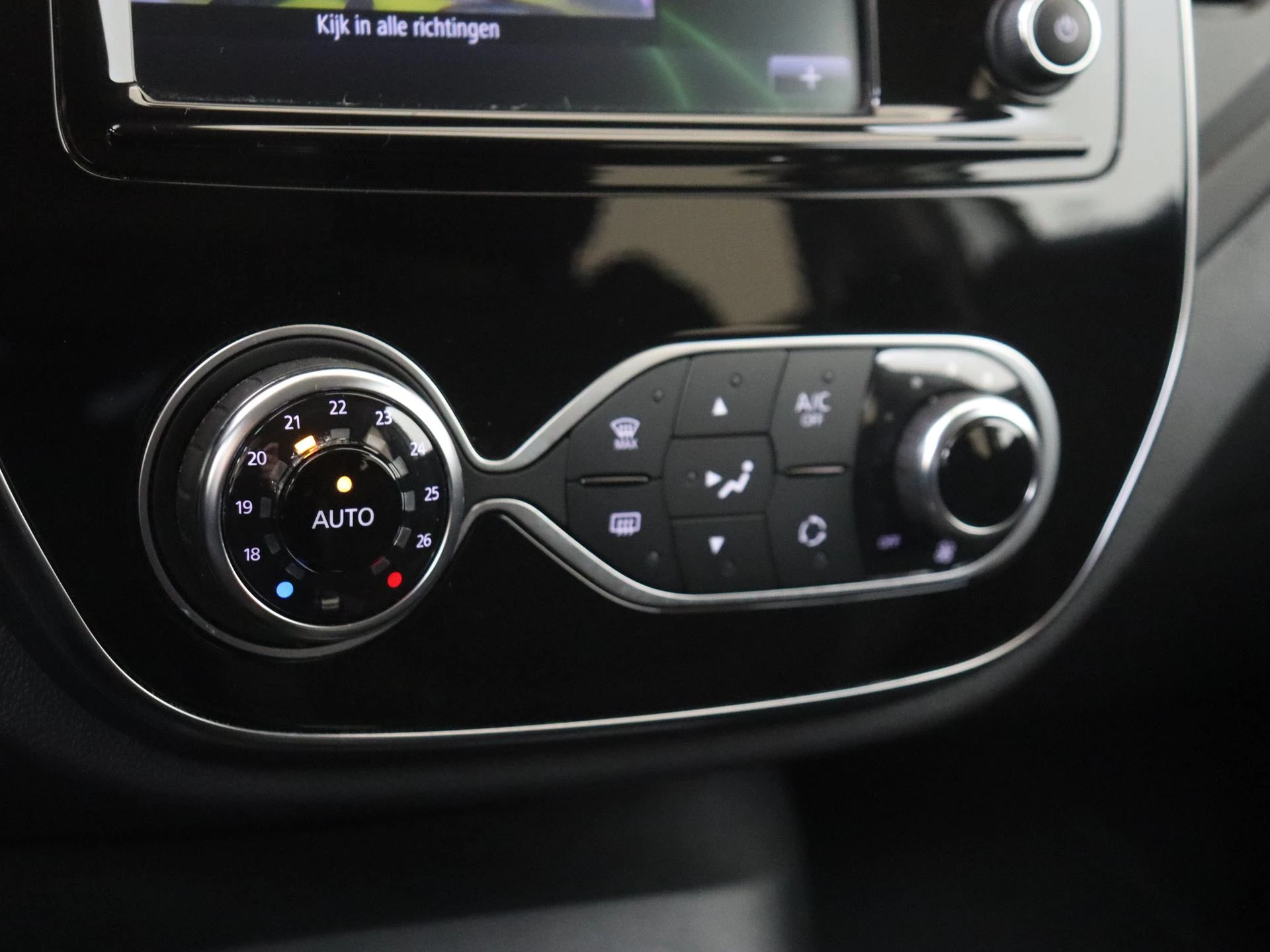 Renault-Captur-image-22