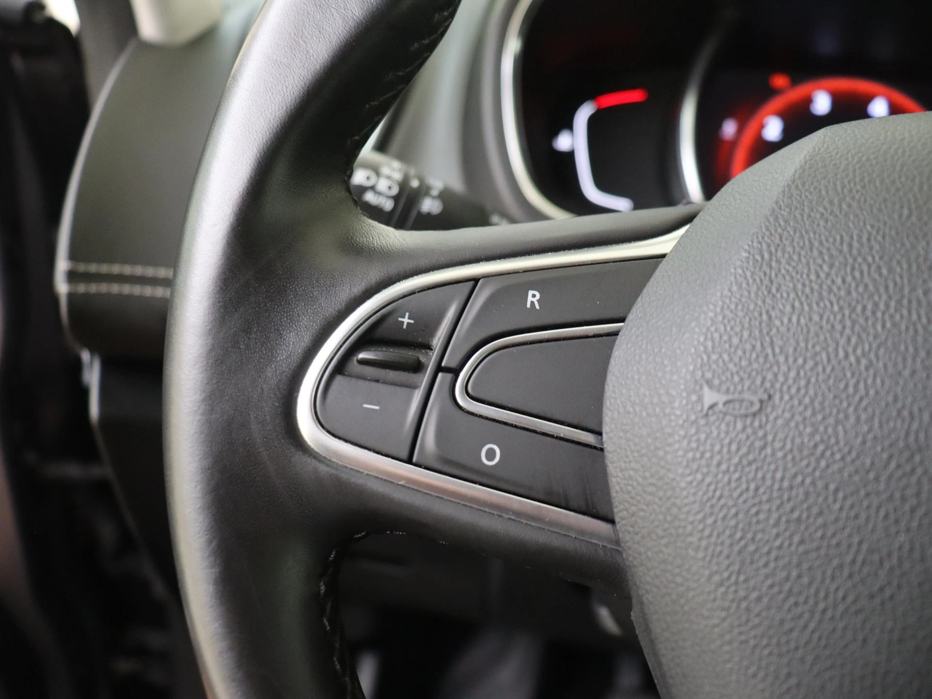 Renault-Scénic-image-13