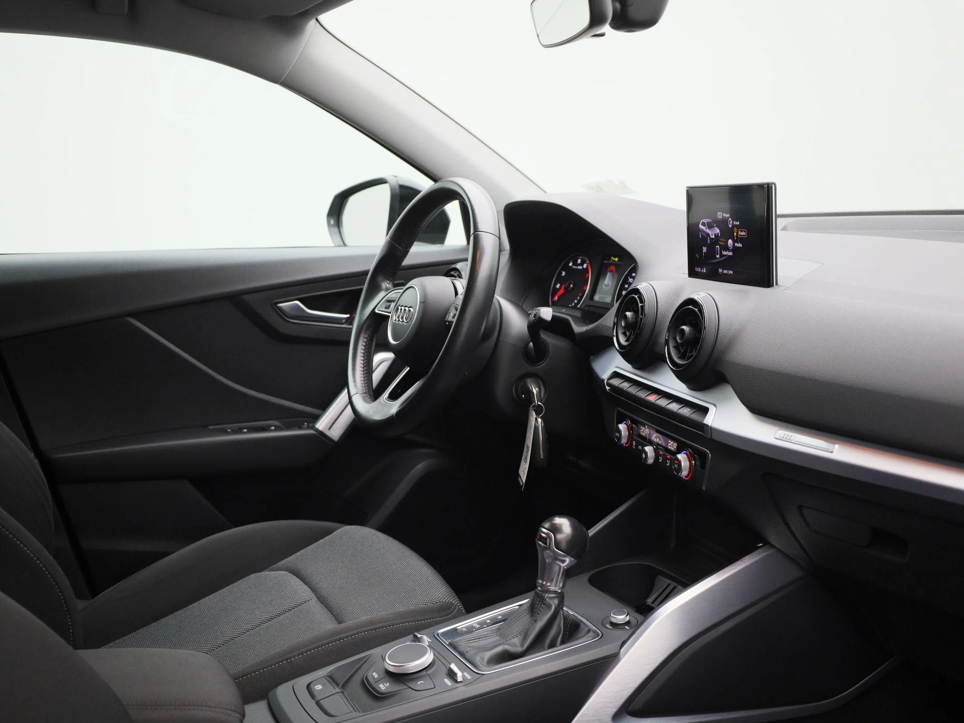 Audi-Q2-image-28