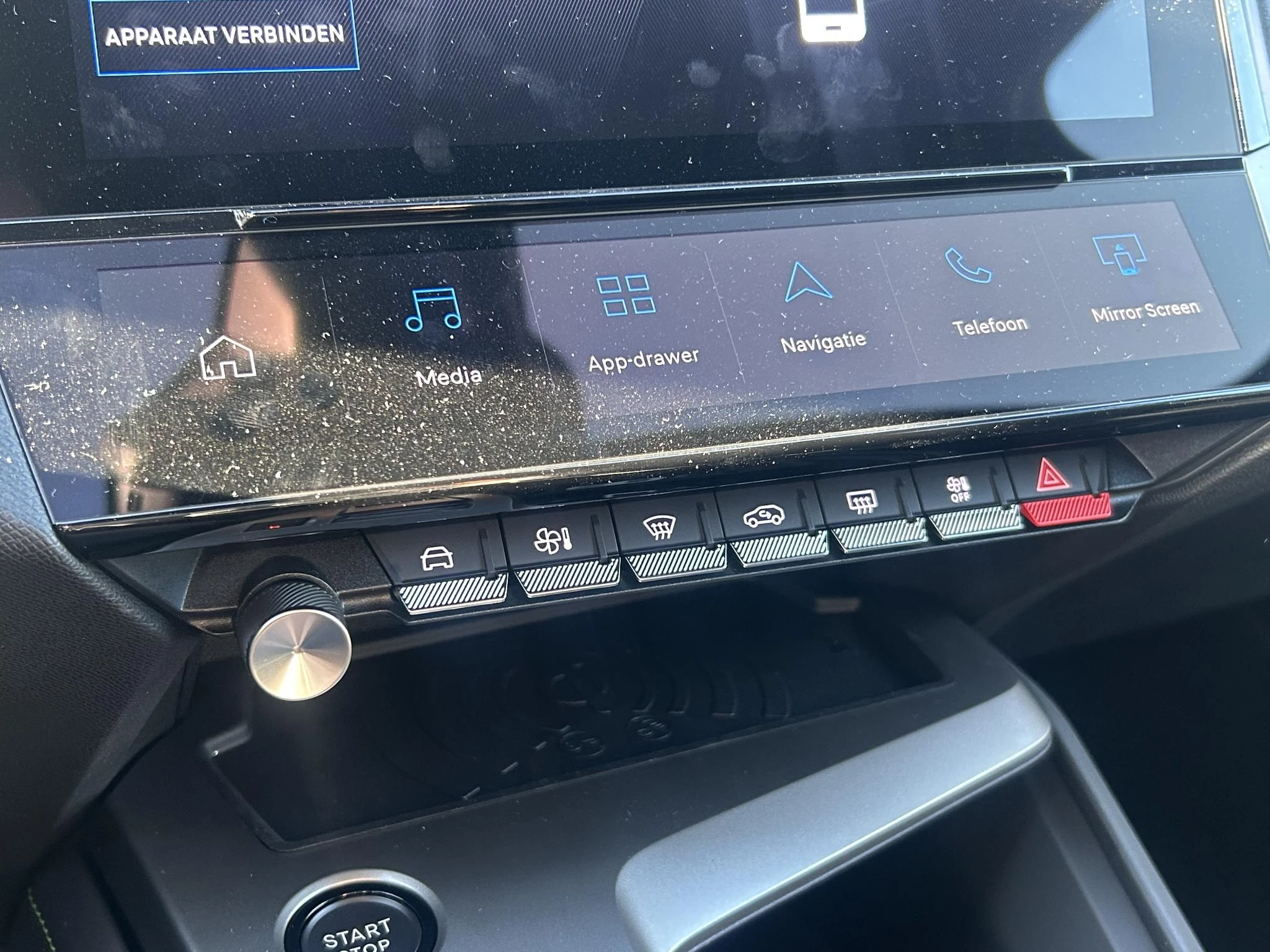 Peugeot-e-308-image-19