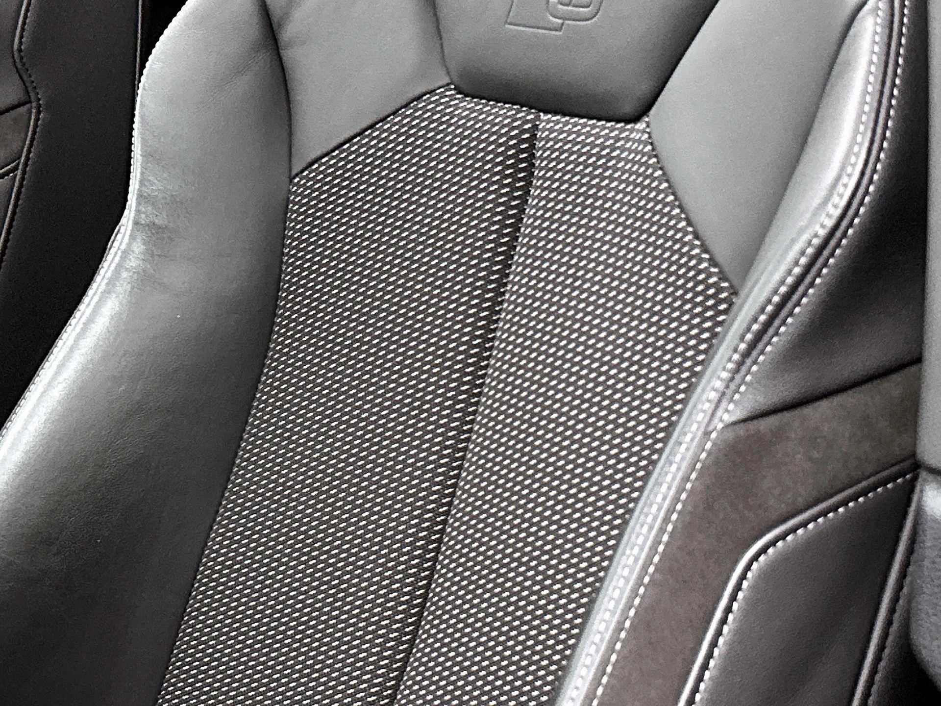 Audi Q3 45 TFSI e S edition 245 PK